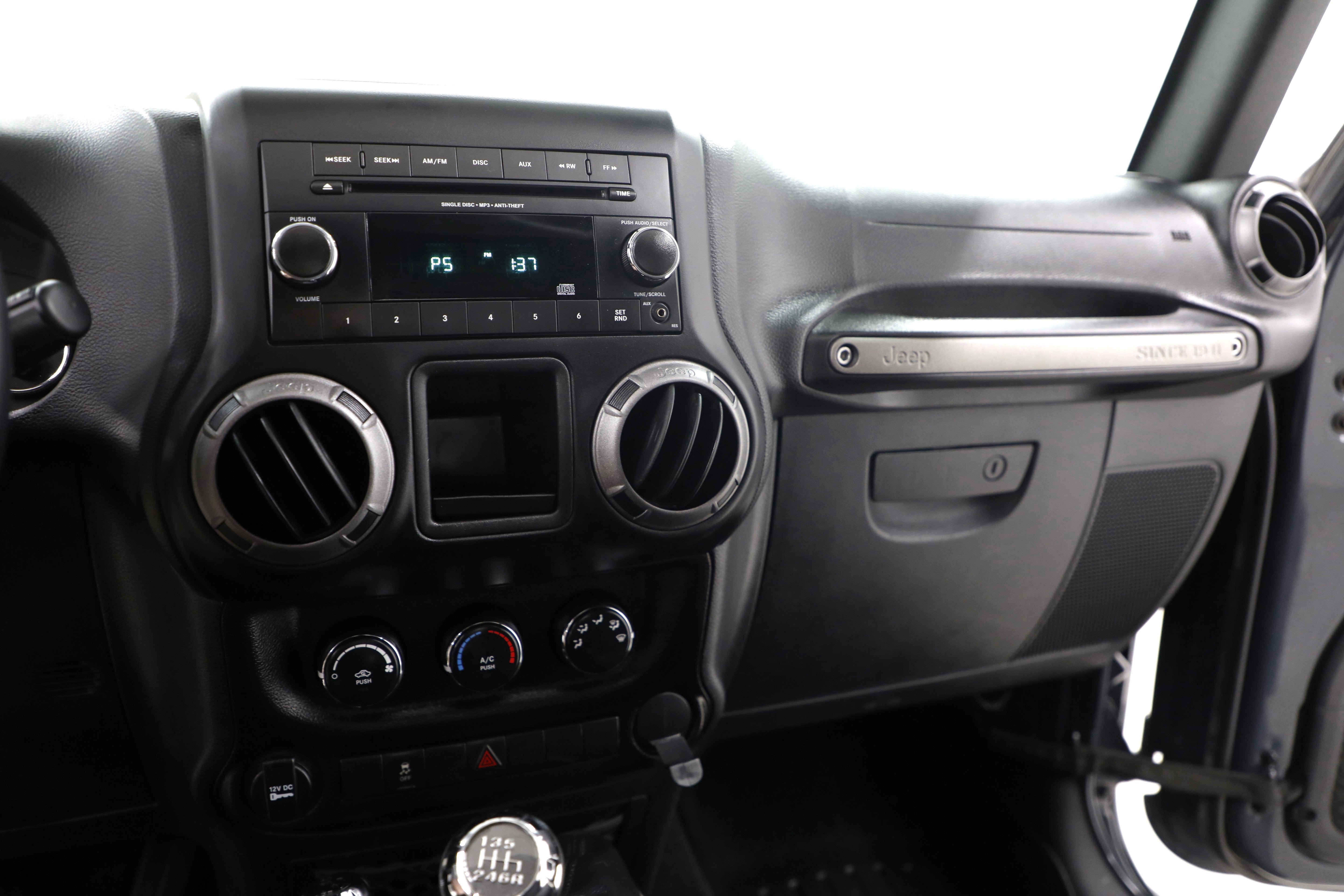 2017 Jeep Wrangler Sport
