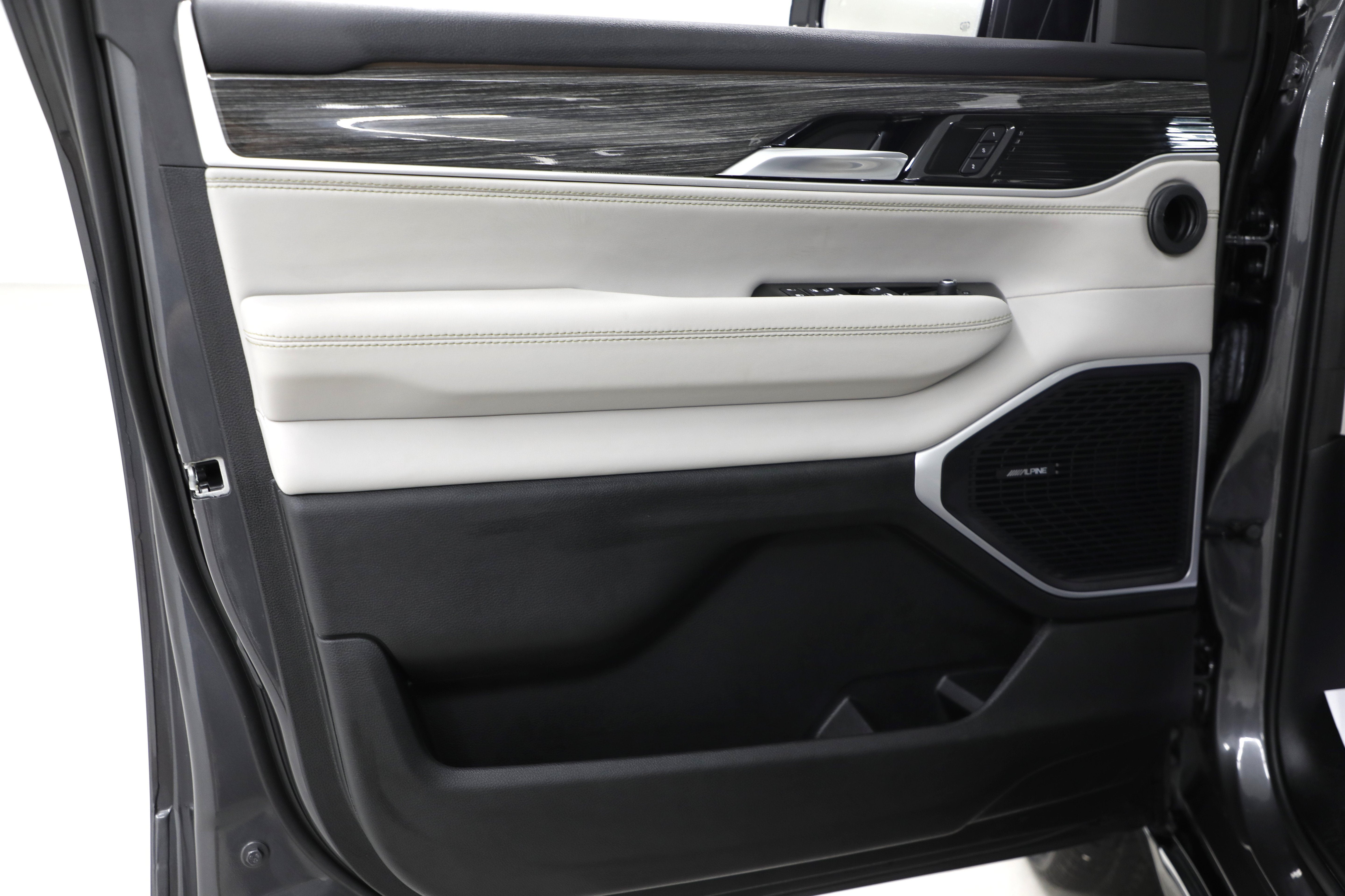 2022 Jeep Wagoneer Series II