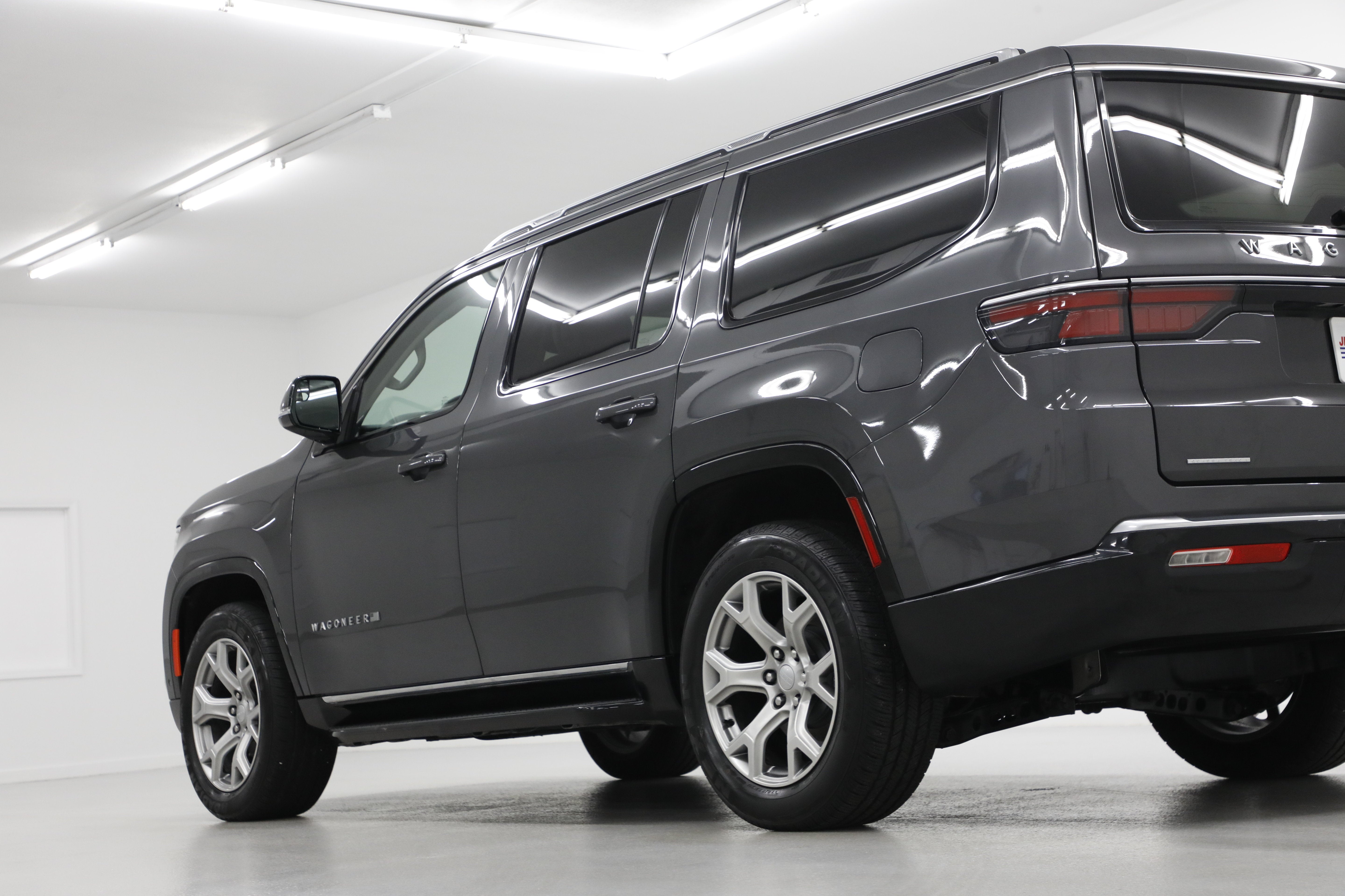 2022 Jeep Wagoneer Series II
