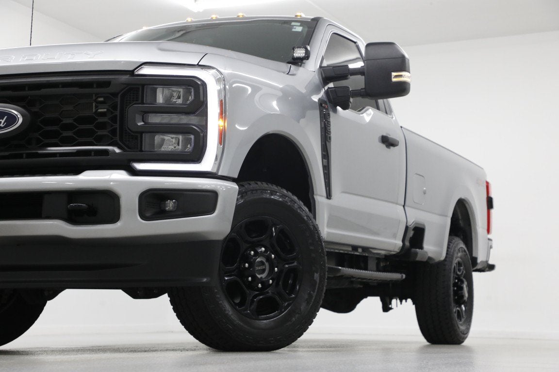 2024 Ford Super Duty F-350 SRW XL