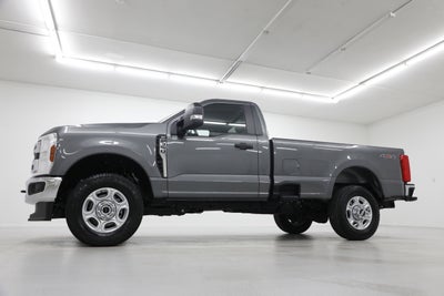 2025 Ford Super Duty F-350 SRW XL