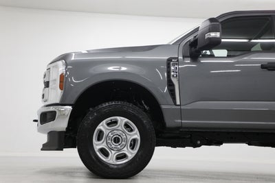 2025 Ford Super Duty F-350 SRW XL