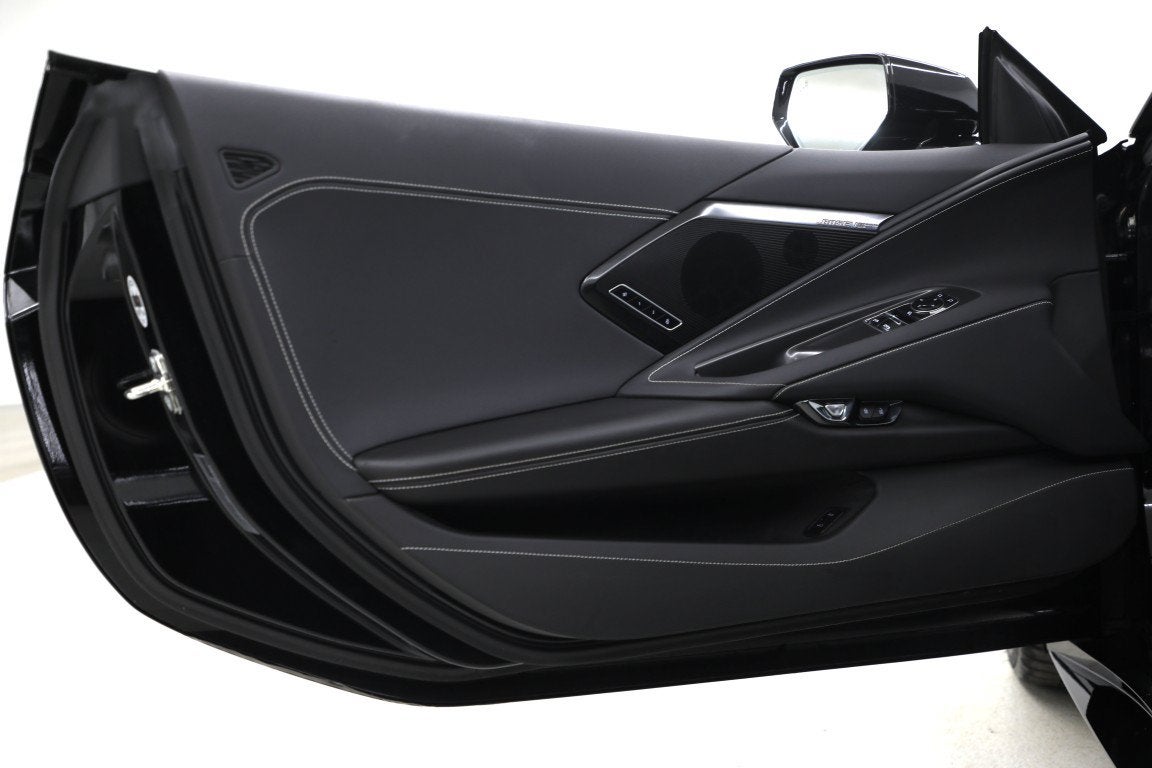 2025 Chevrolet Corvette Stingray 2LT