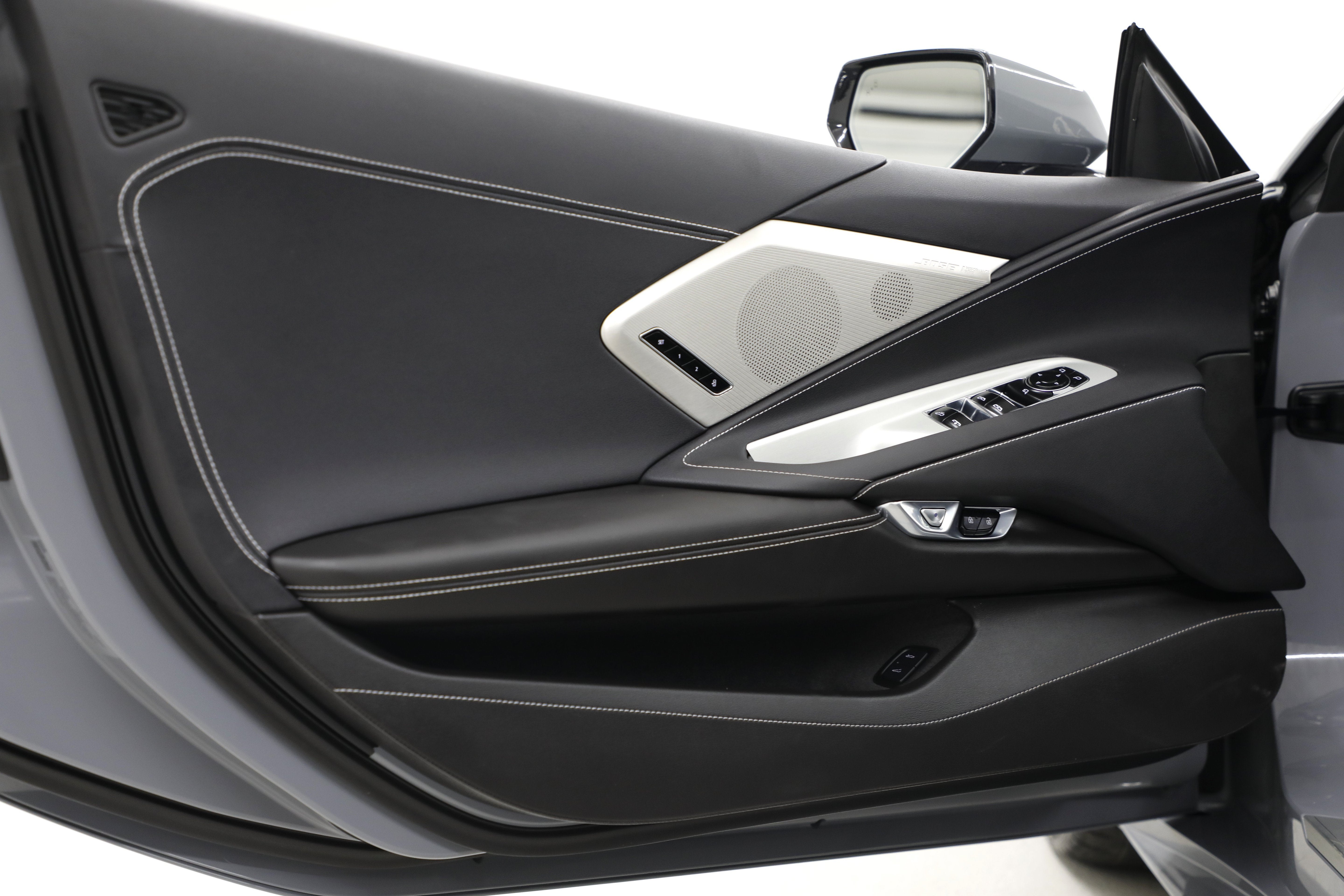 2025 Chevrolet Corvette Stingray 2LT