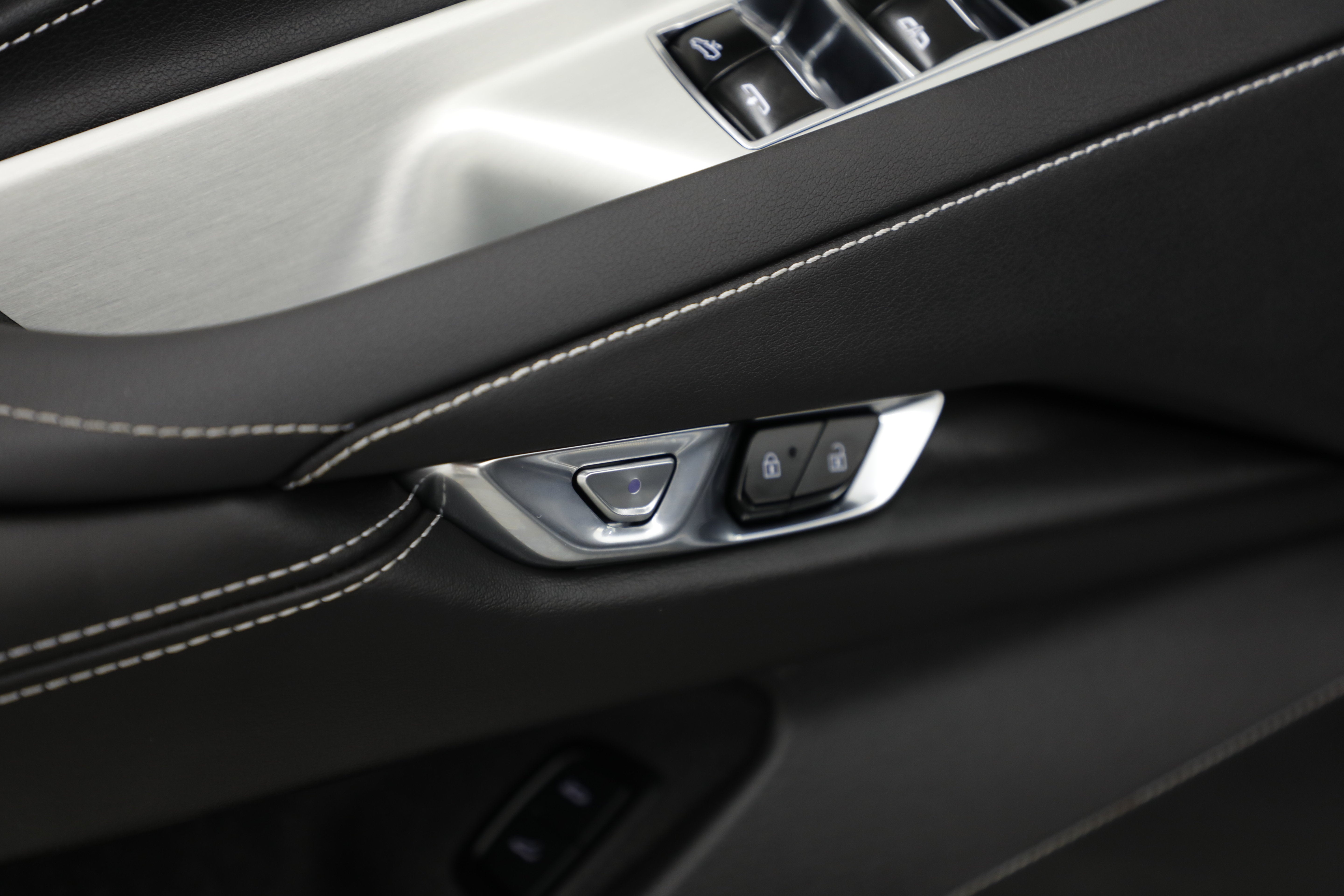2025 Chevrolet Corvette Stingray 2LT