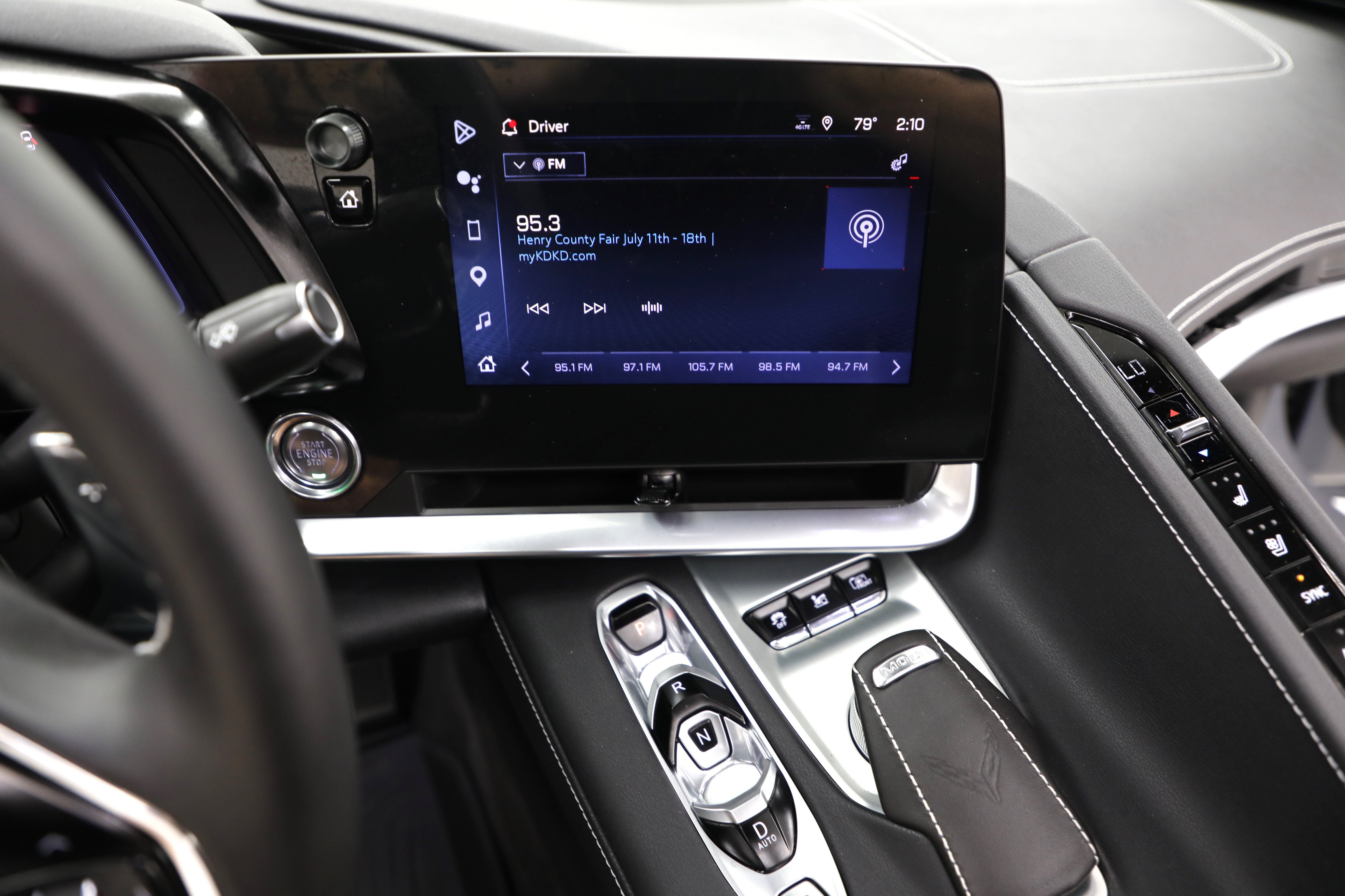 2025 Chevrolet Corvette Stingray 2LT