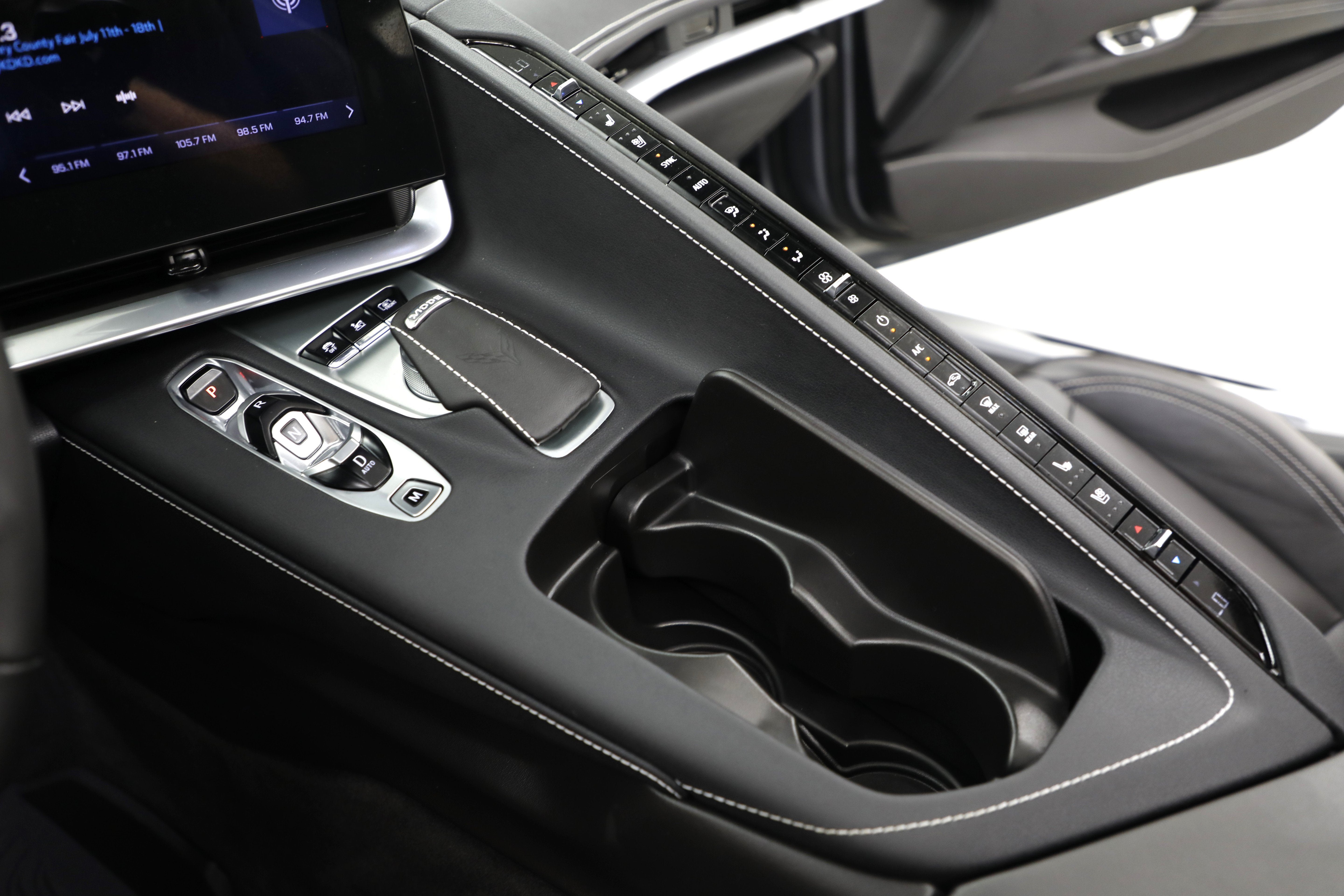 2025 Chevrolet Corvette Stingray 2LT