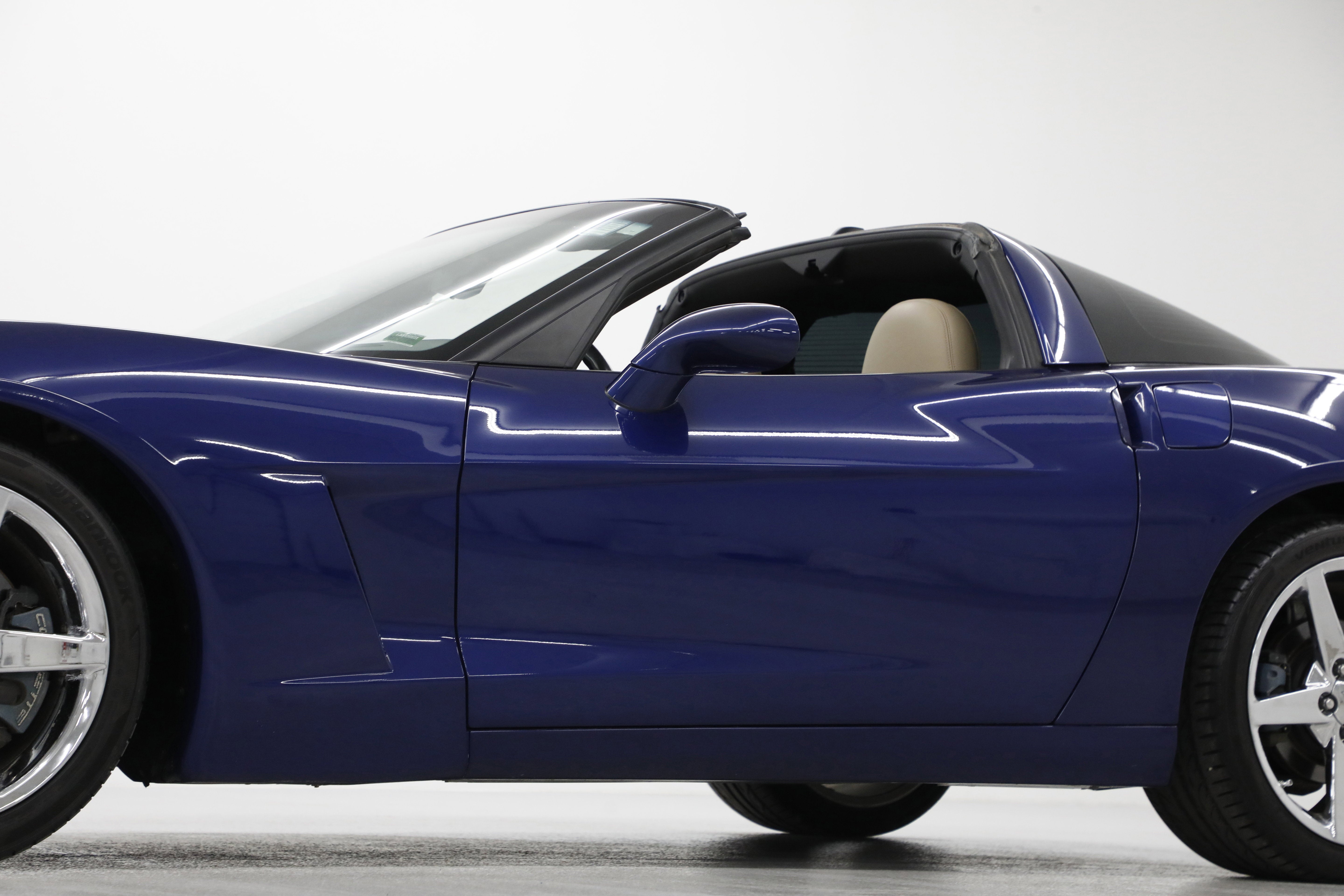 2005 Chevrolet Corvette BASE