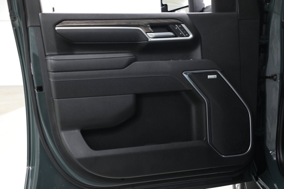 2025 Chevrolet Silverado 3500 HD LTZ