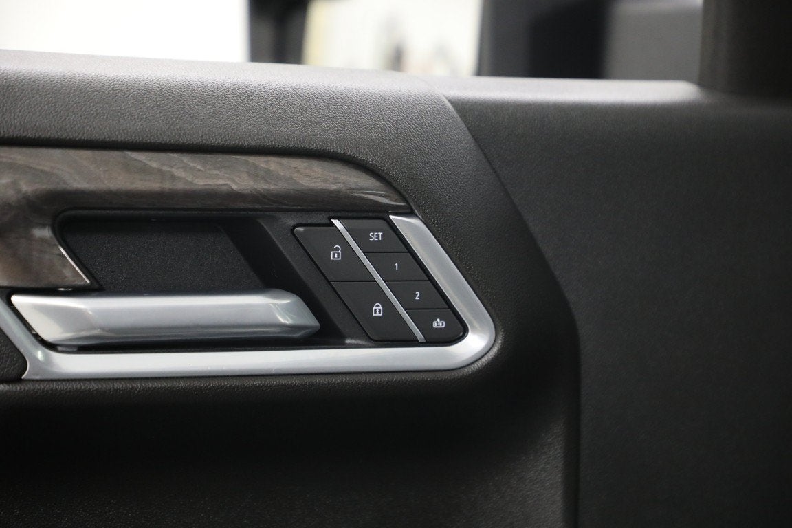 2025 Chevrolet Silverado 3500 HD LTZ