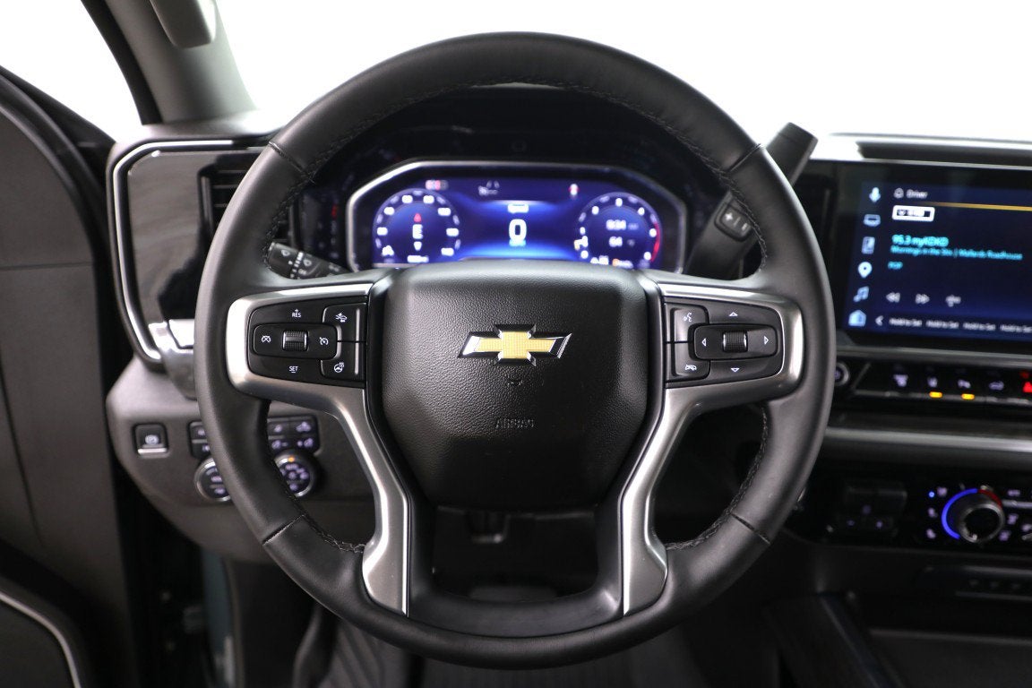 2025 Chevrolet Silverado 3500 HD LTZ