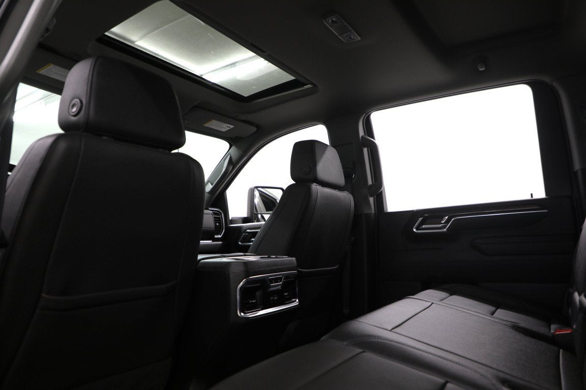 2025 Chevrolet Silverado 3500 HD LTZ