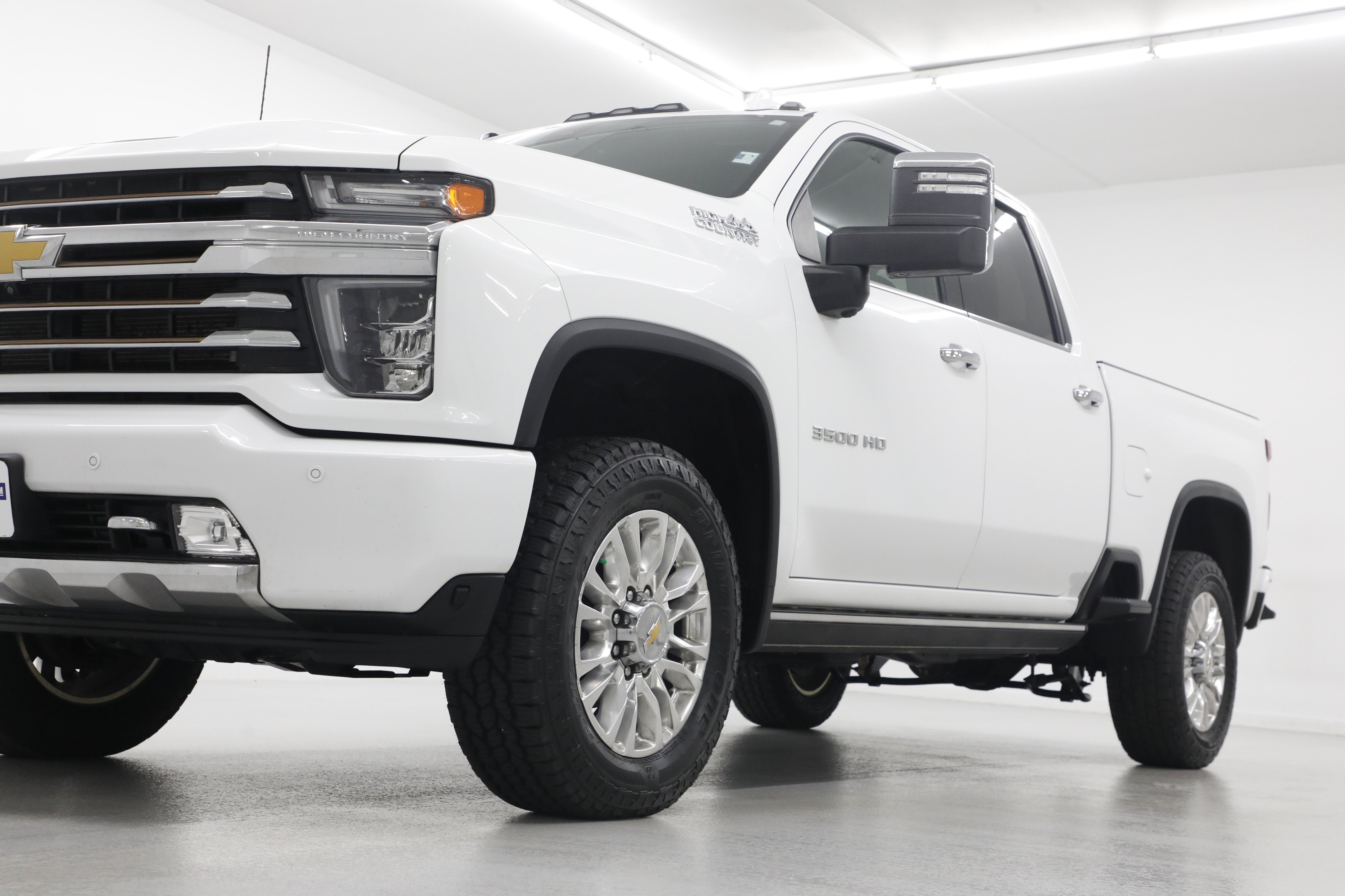 2023 Chevrolet Silverado 3500 HD High Country