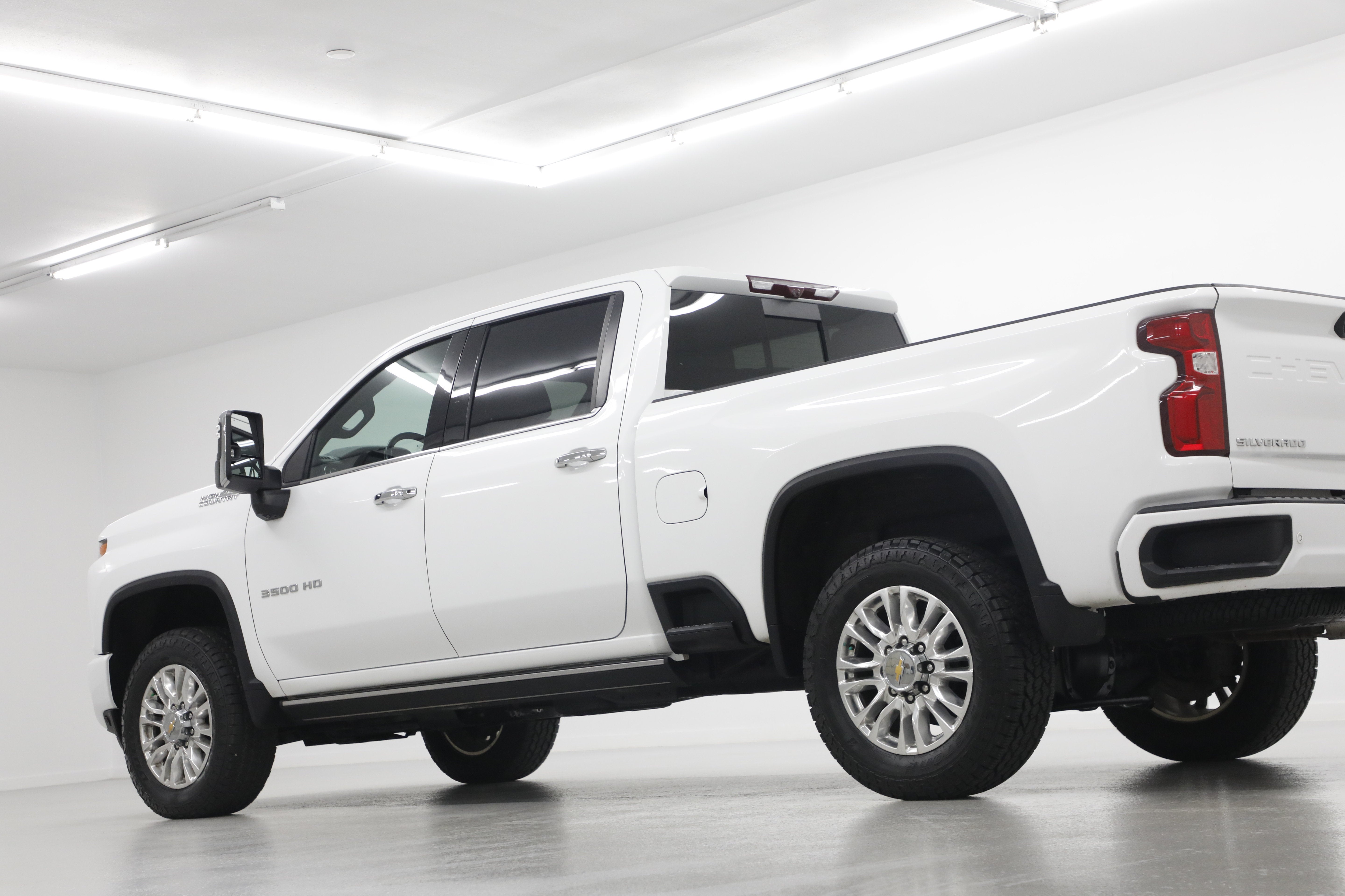 2023 Chevrolet Silverado 3500 HD High Country