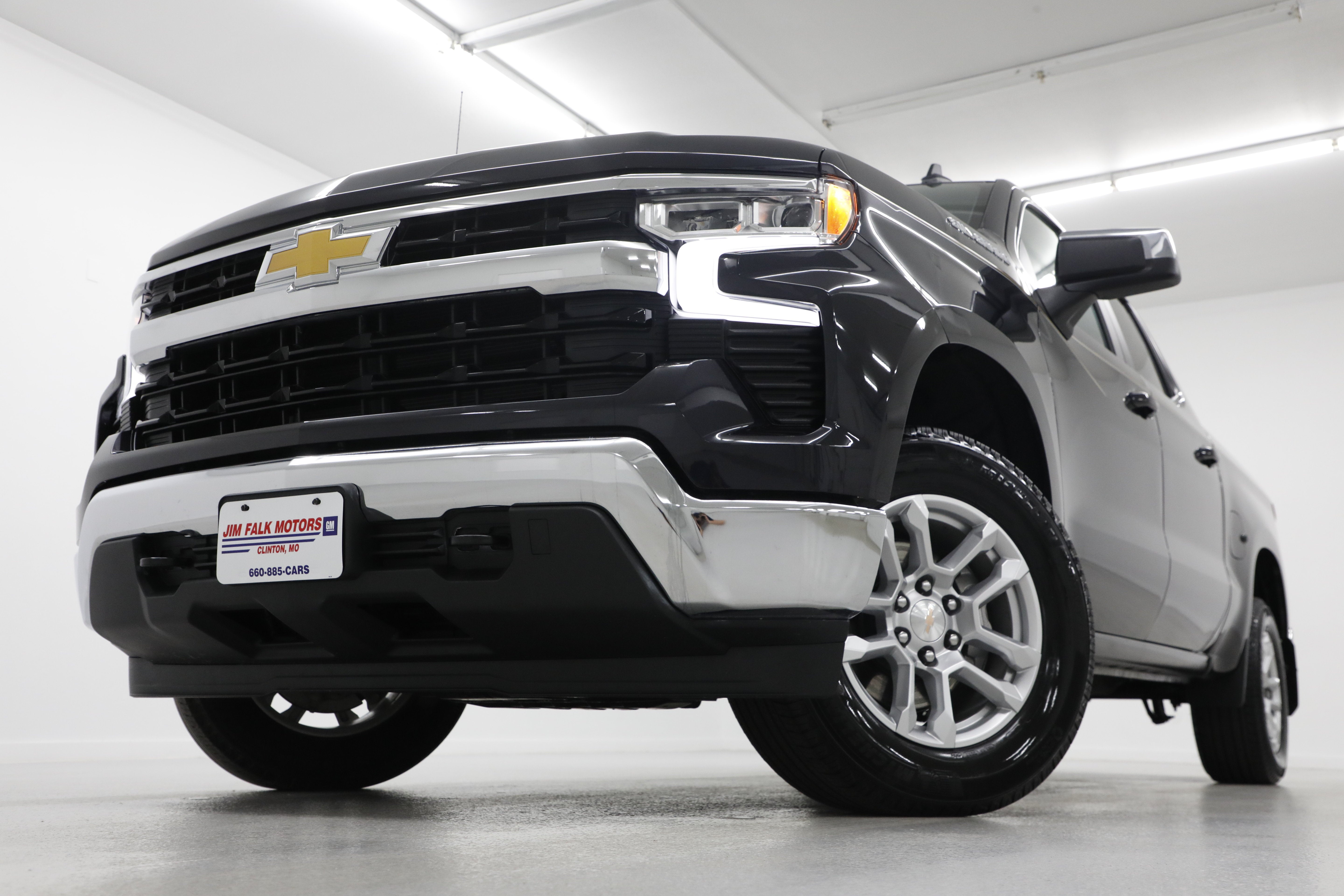 2023 Chevrolet Silverado 1500 LT (2FL)