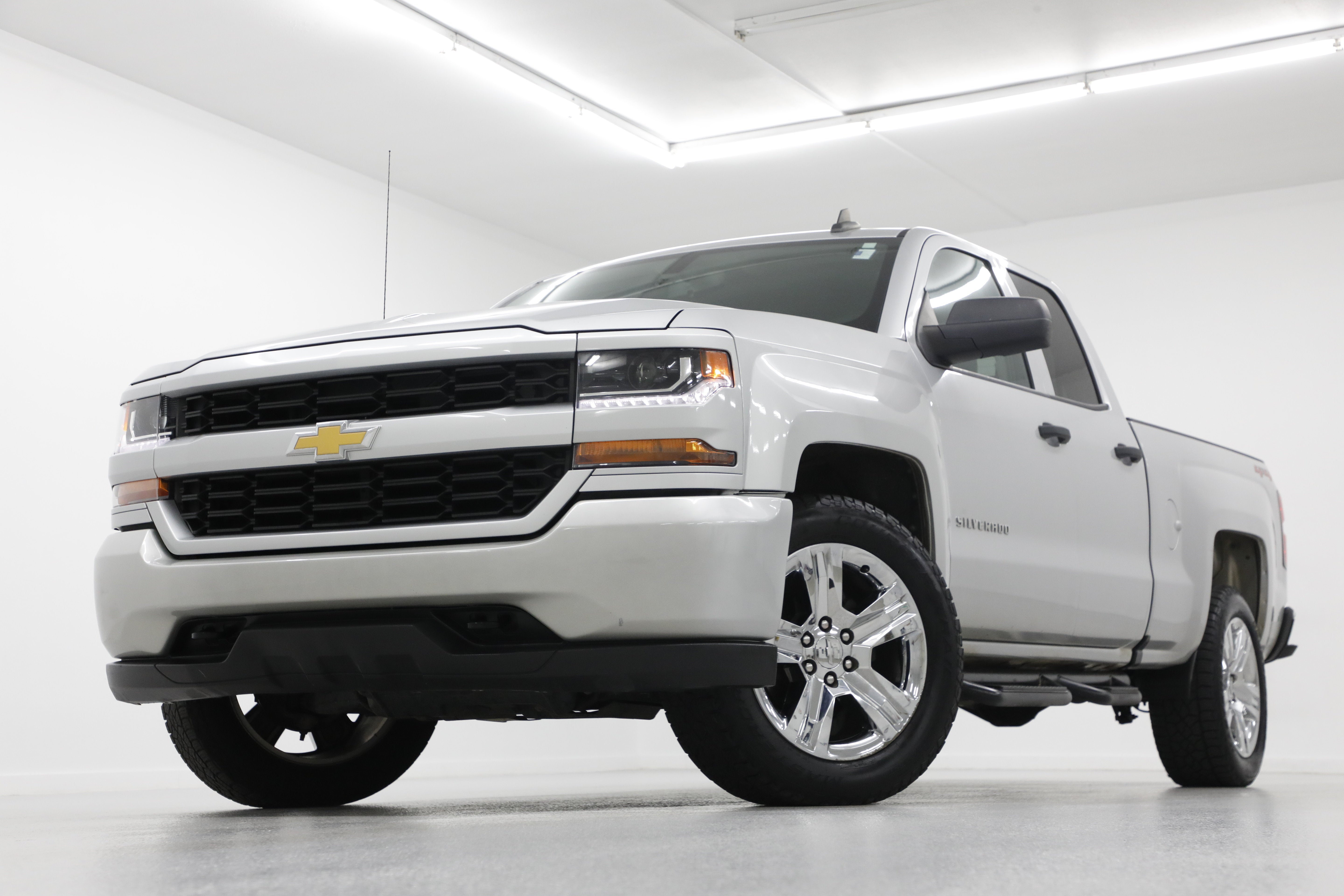2018 Chevrolet Silverado 1500 Custom