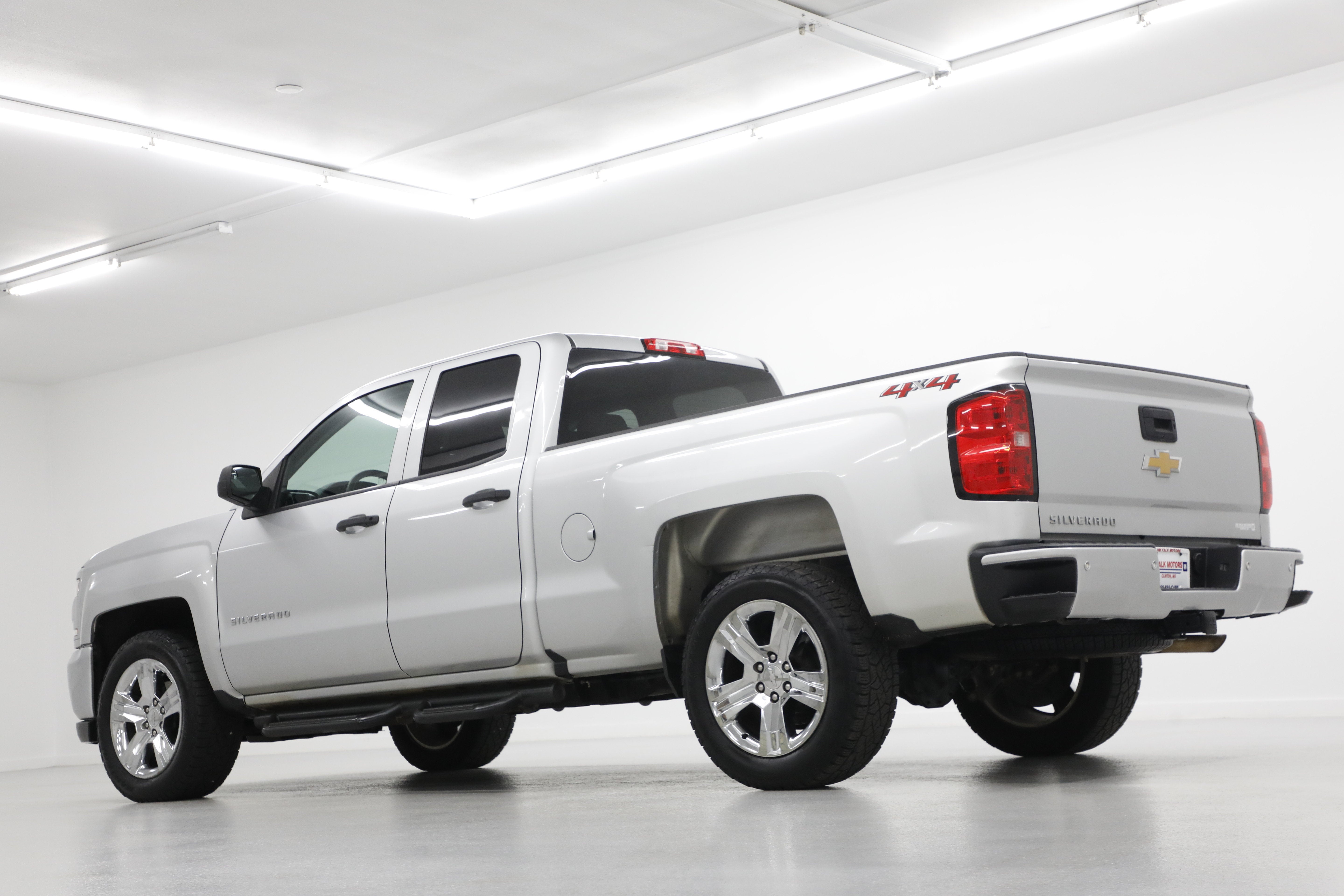 2018 Chevrolet Silverado 1500 Custom