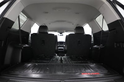 2022 GMC Acadia SLT