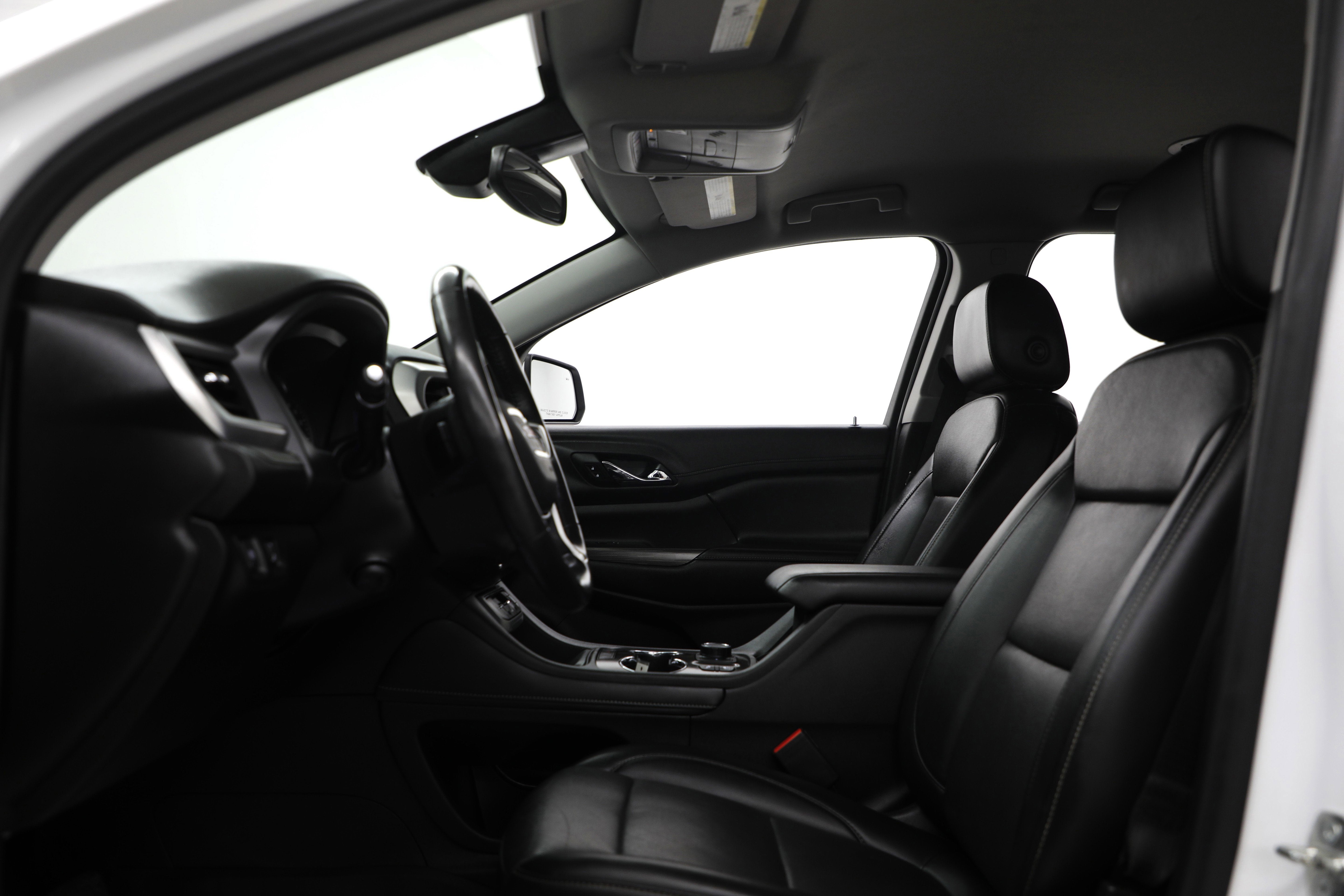 2022 GMC Acadia SLT