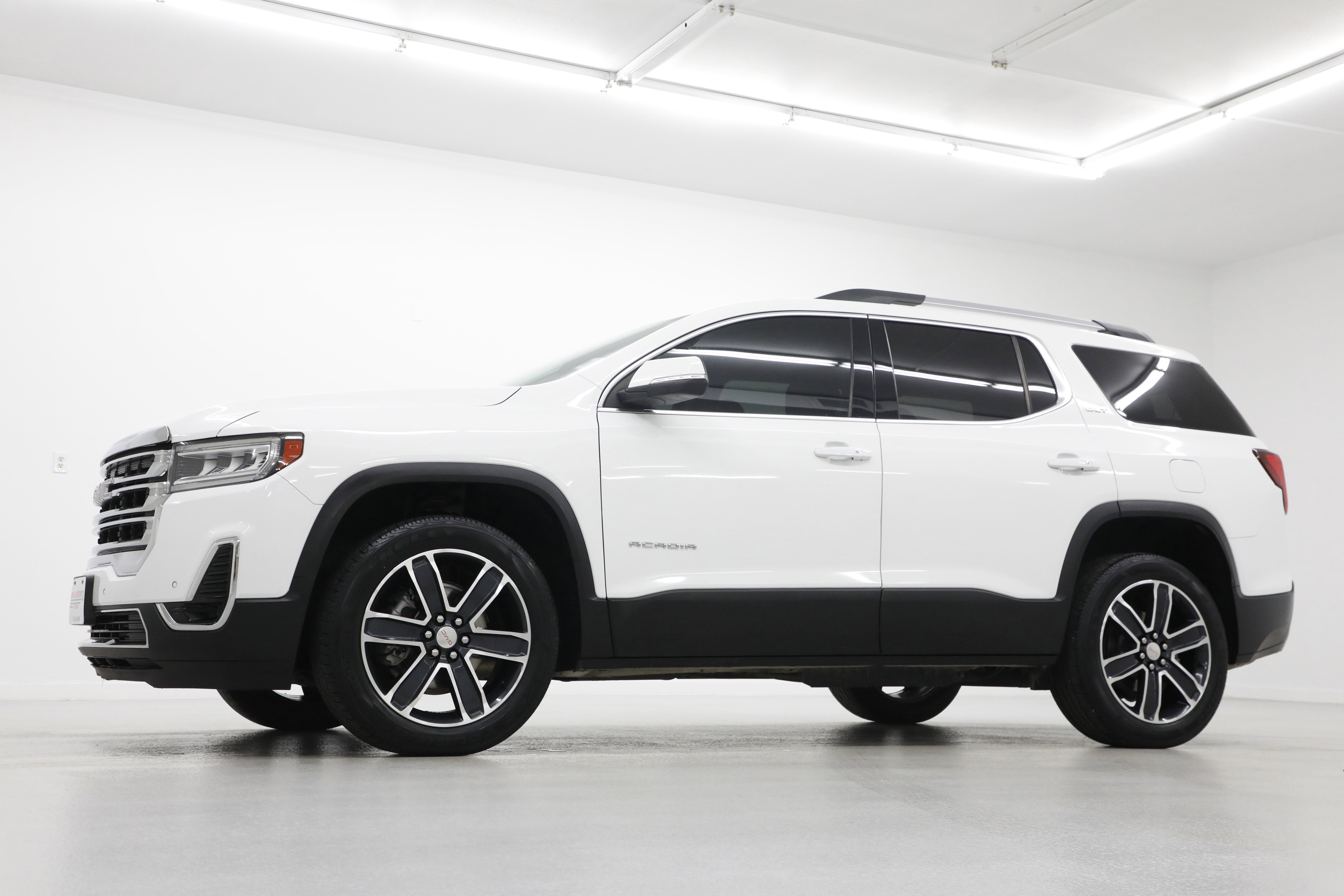 2022 GMC Acadia SLT
