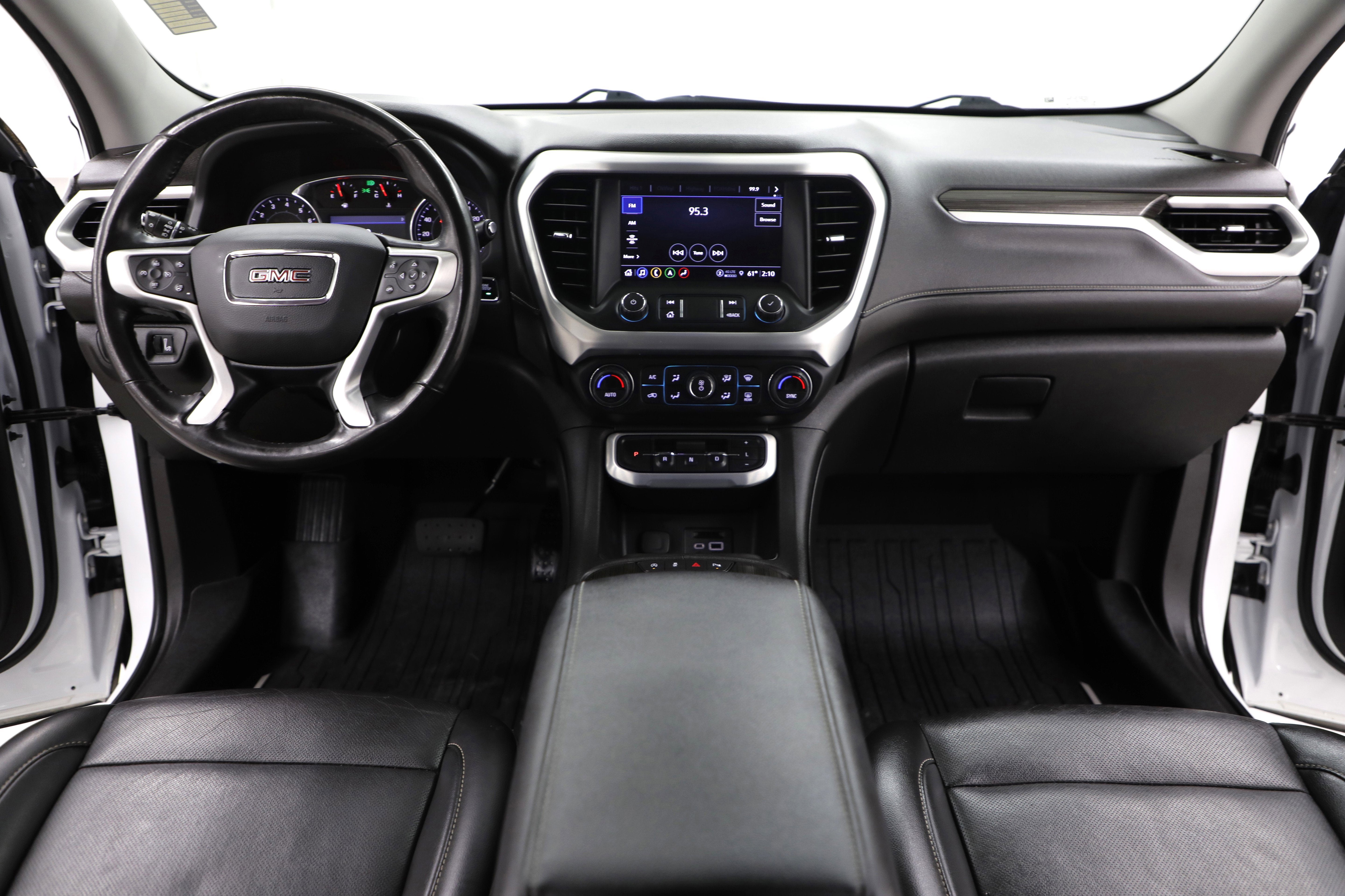 2022 GMC Acadia SLT