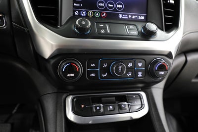 2022 GMC Acadia SLT