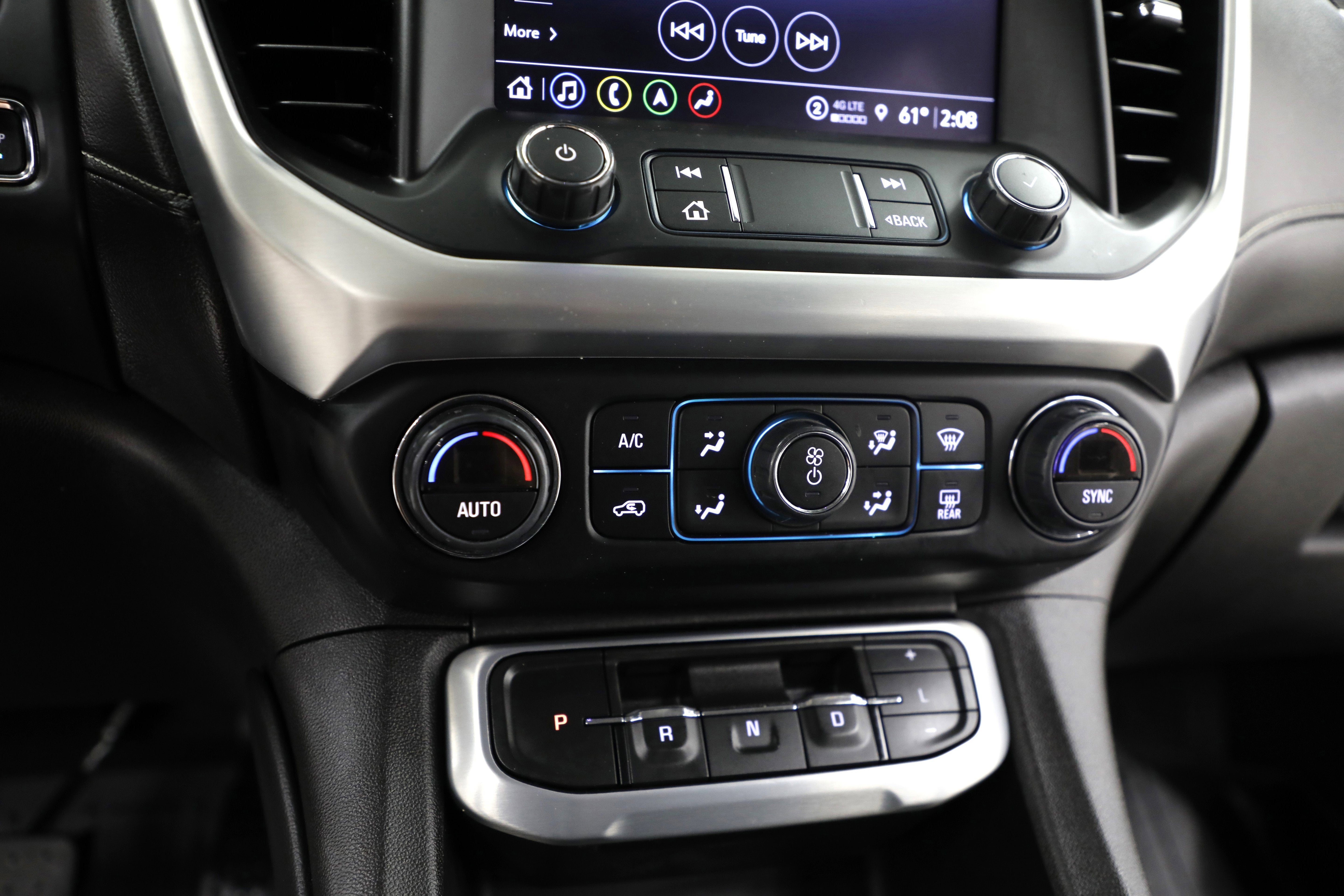 2022 GMC Acadia SLT
