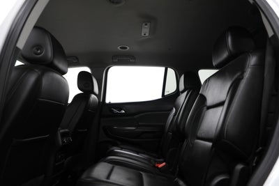 2022 GMC Acadia SLT
