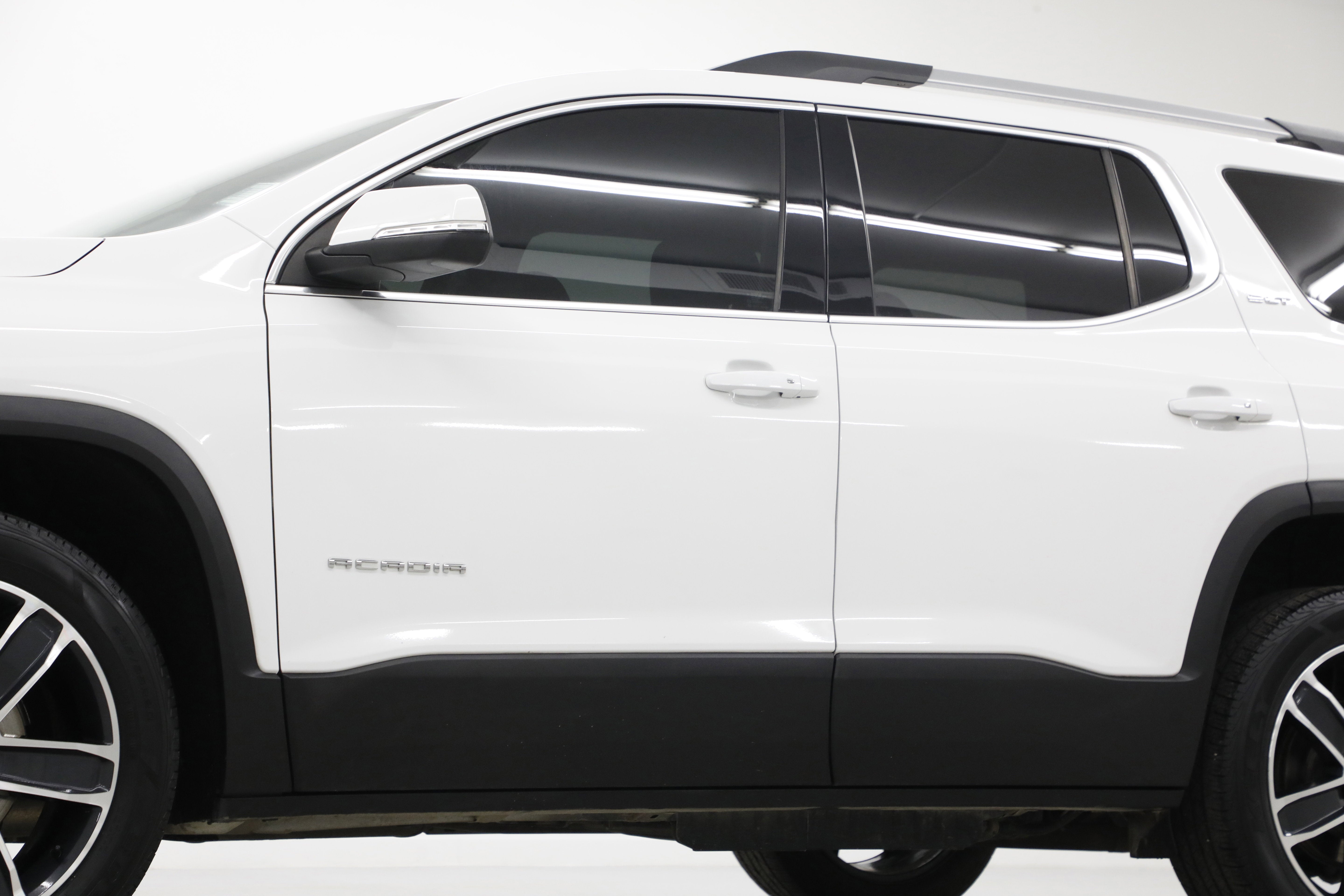2022 GMC Acadia SLT