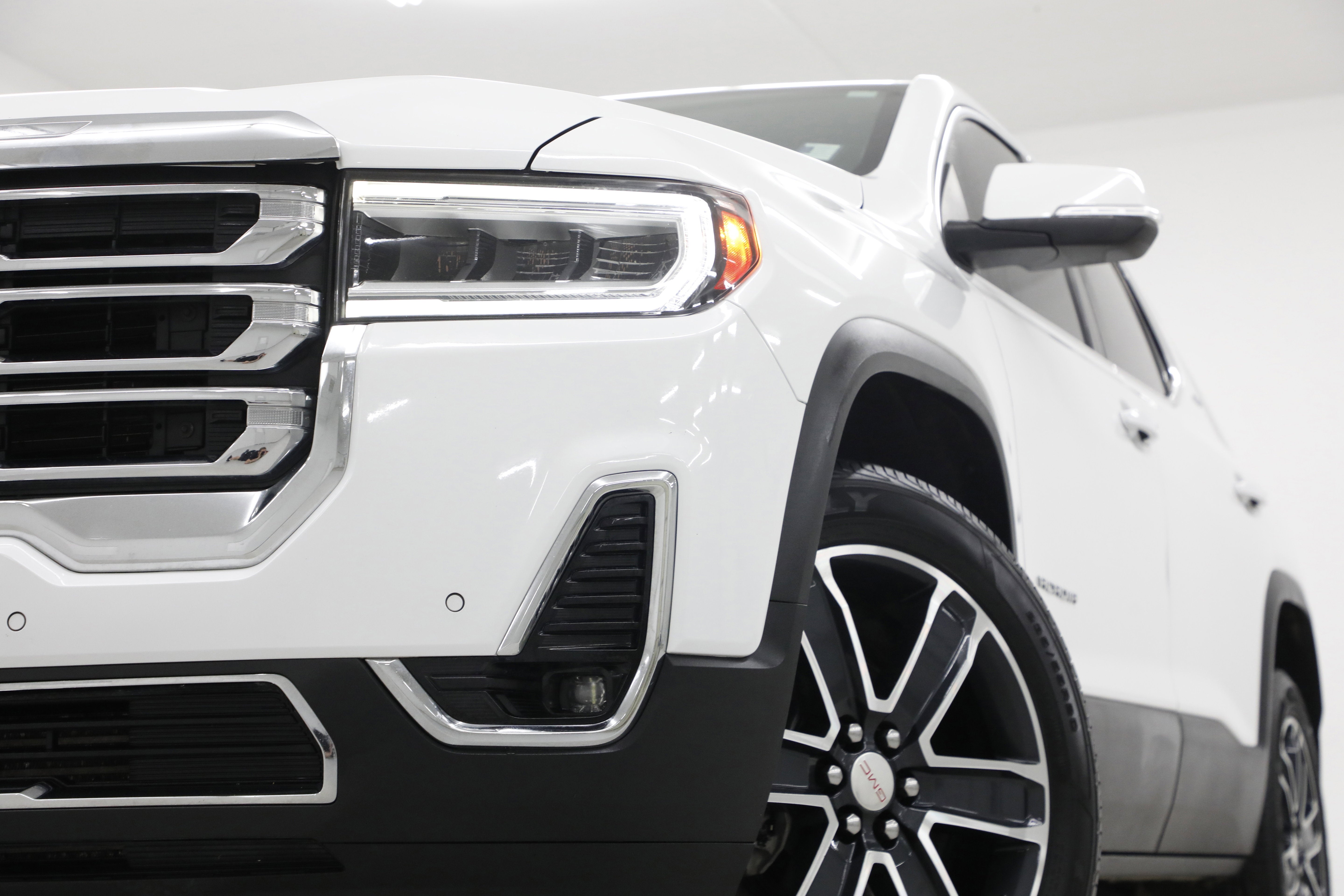 2022 GMC Acadia SLT