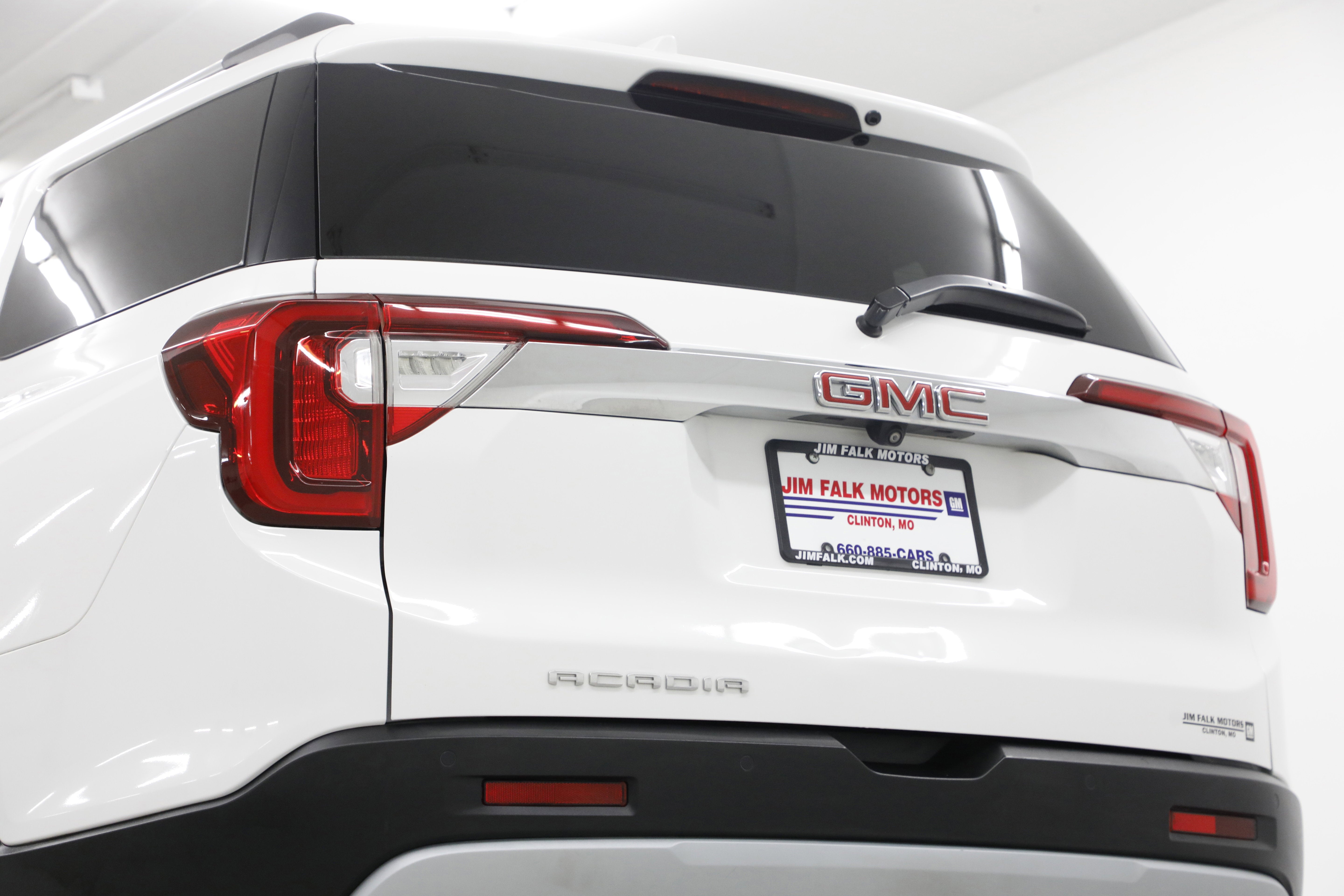 2022 GMC Acadia SLT