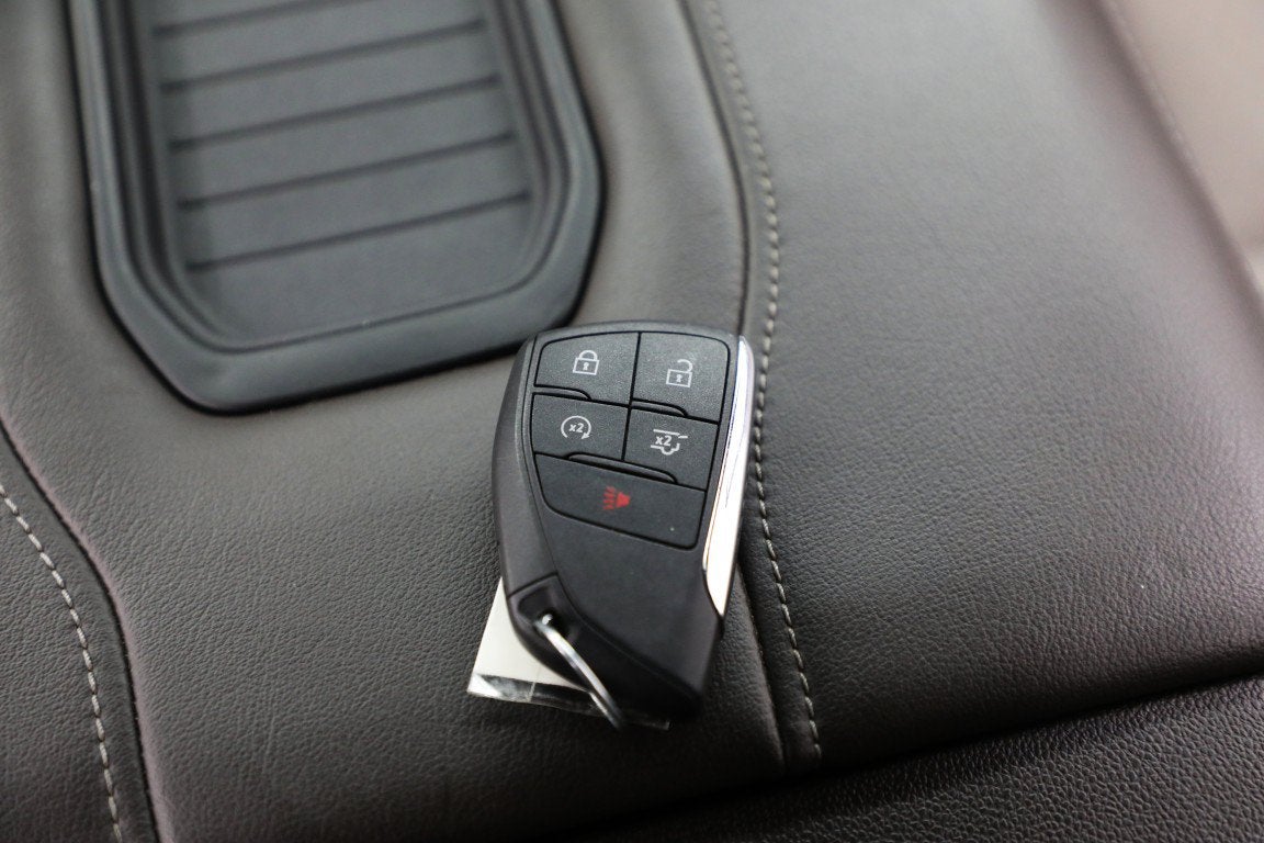 2023 GMC Yukon SLE