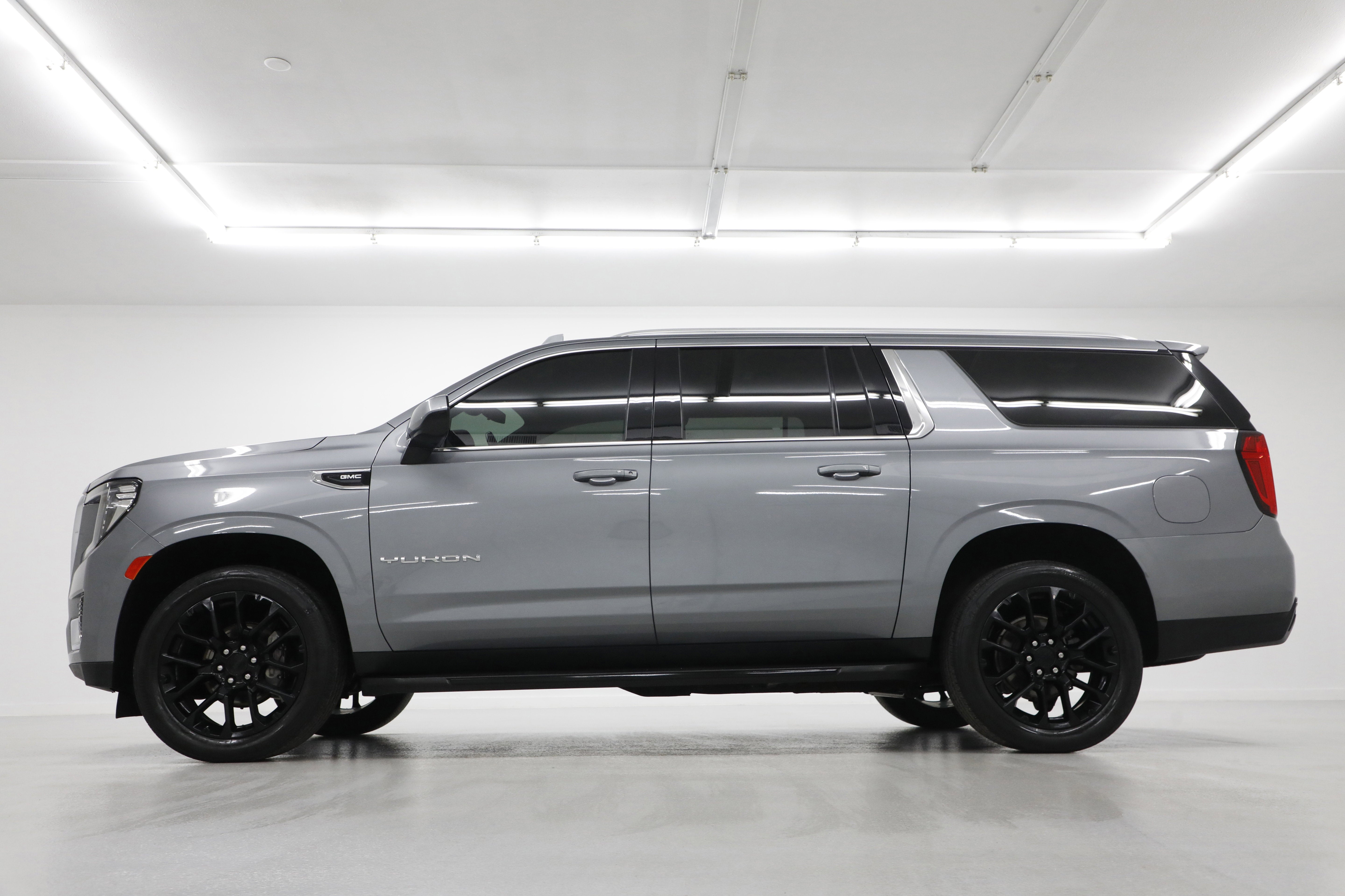 2022 GMC Yukon XL SLE
