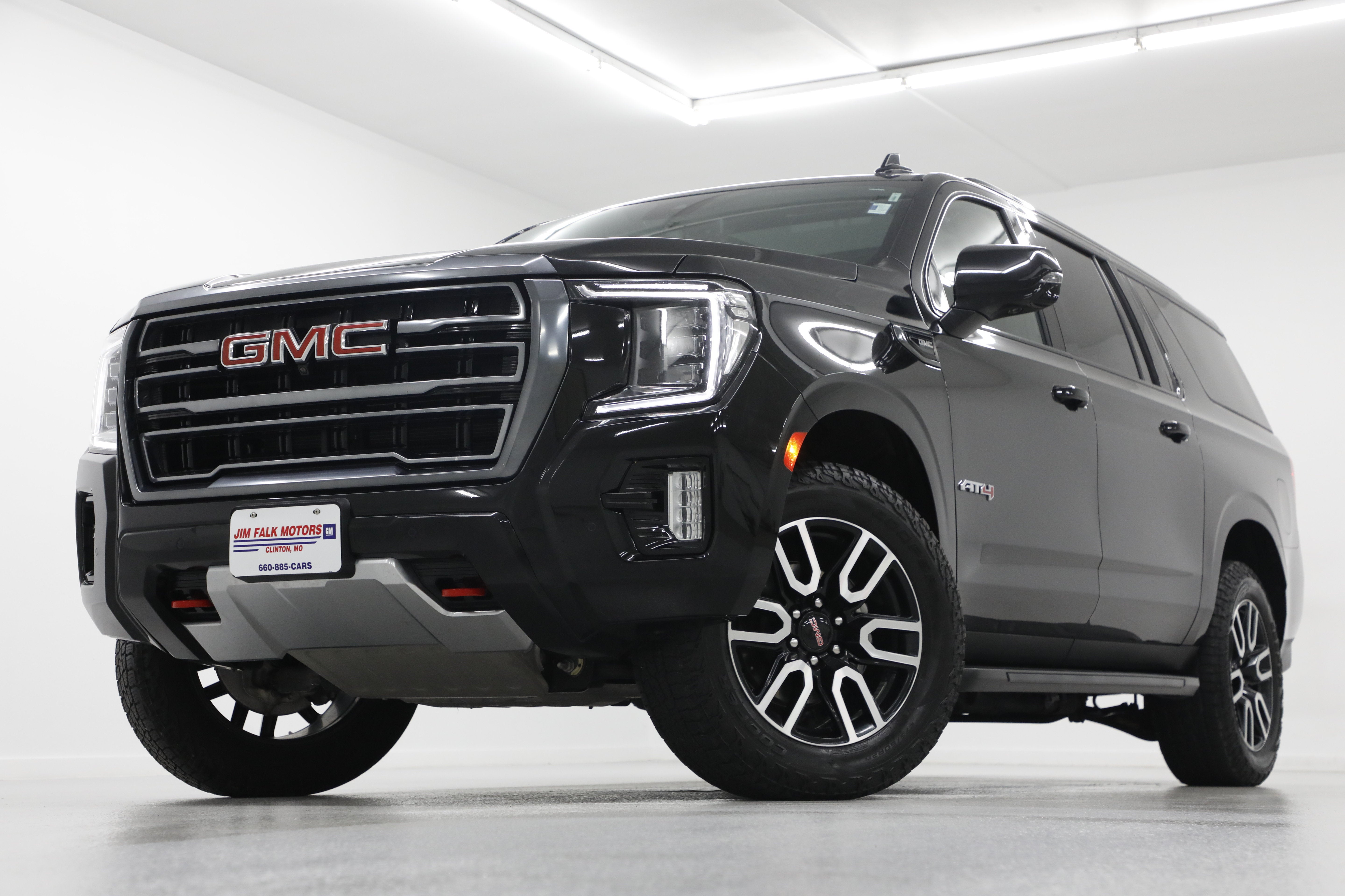 2023 GMC Yukon XL AT4