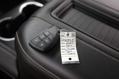 2023 GMC Yukon XL AT4