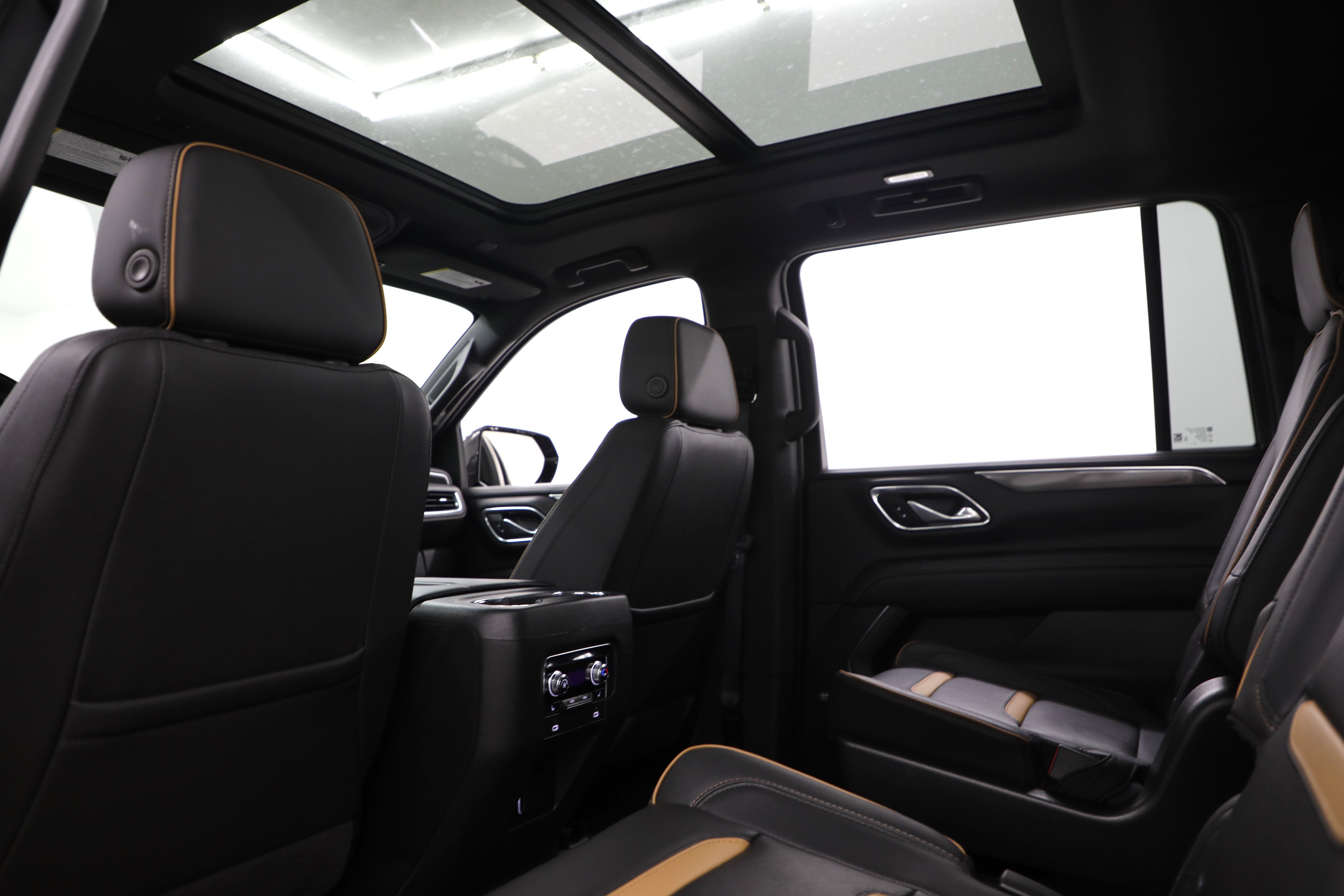 2023 GMC Yukon XL AT4