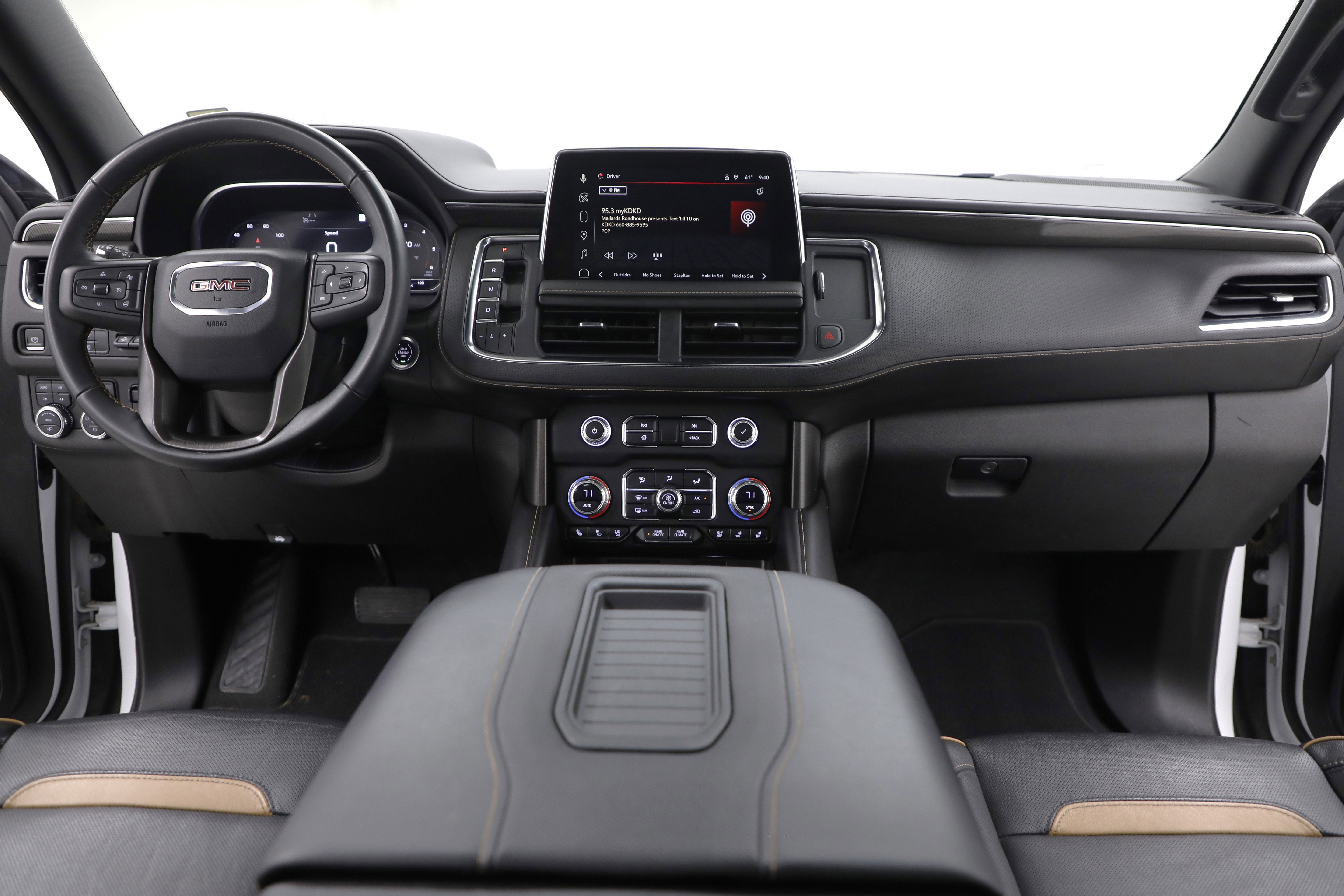 2023 GMC Yukon XL AT4