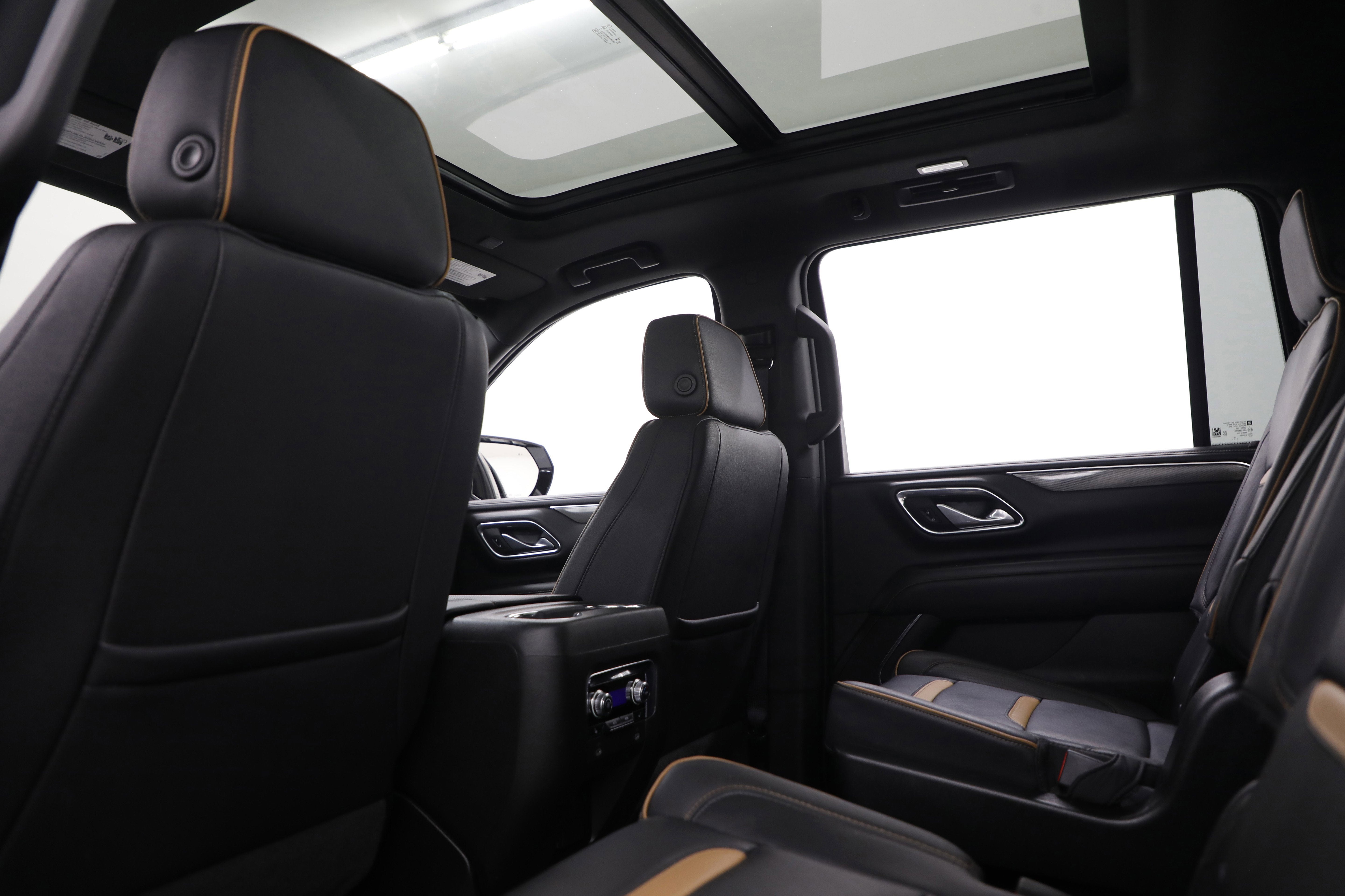 2023 GMC Yukon XL AT4