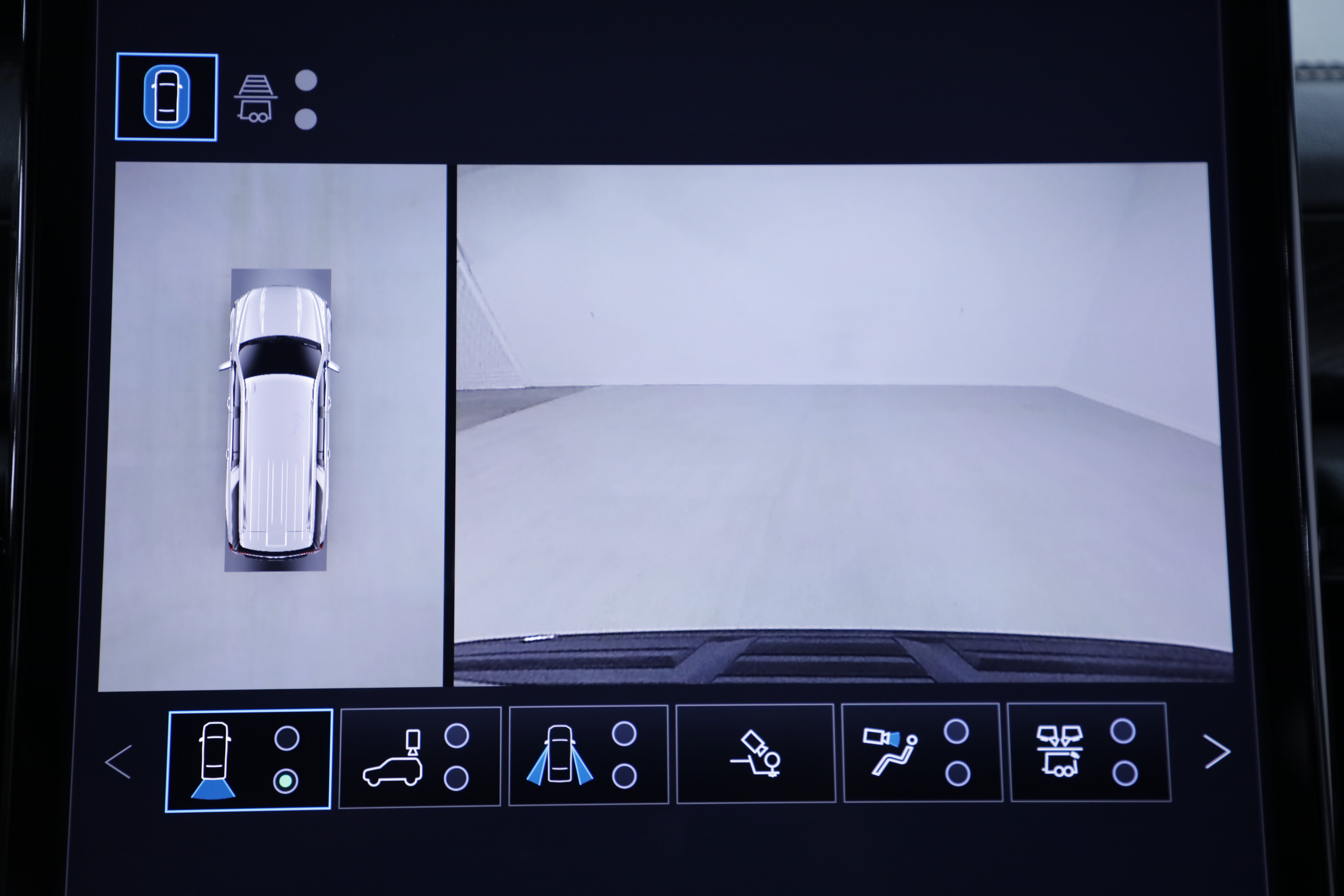 2026 GMC Yukon XL AT4 - Photo 38