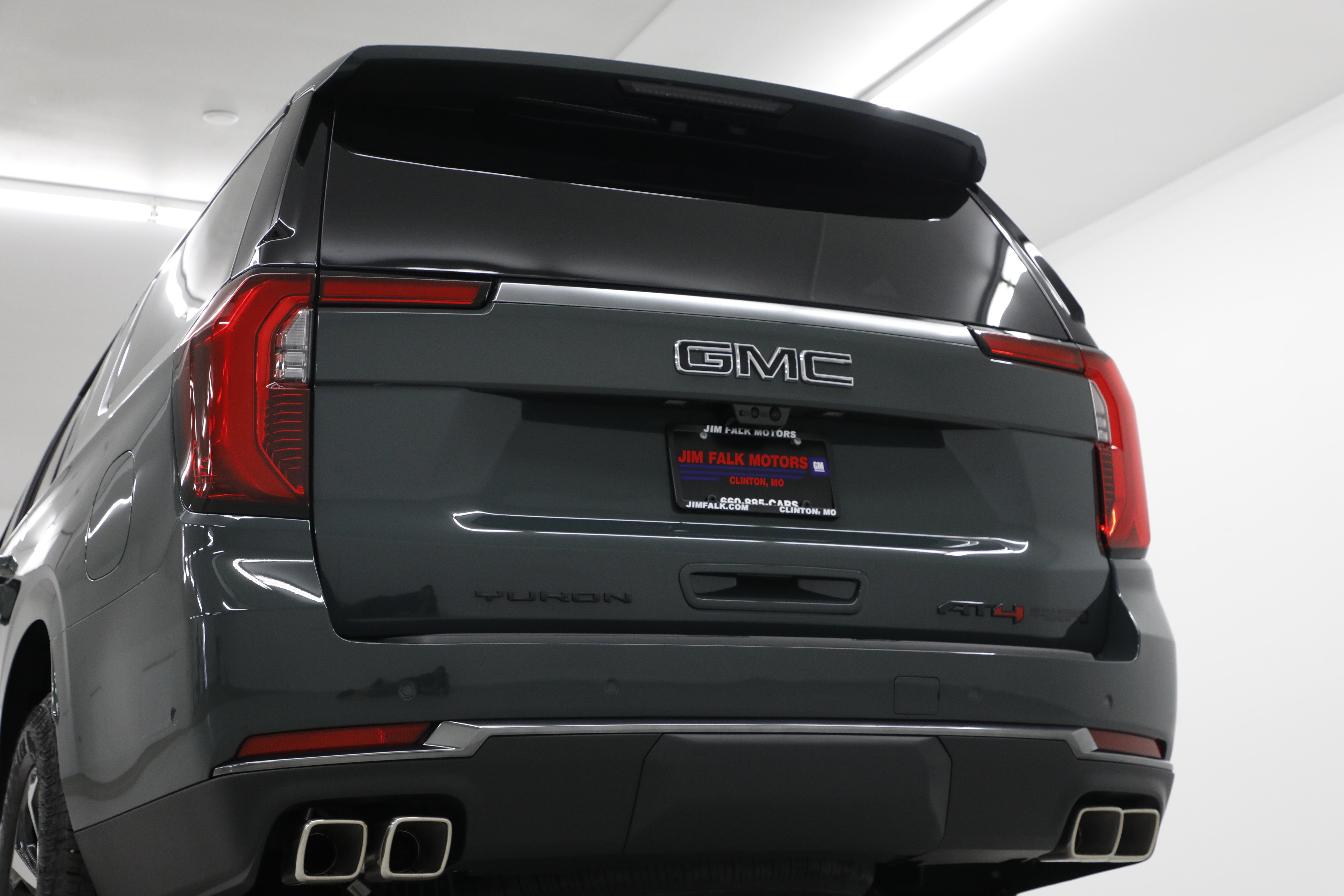 2026 GMC Yukon XL AT4 - Photo 8