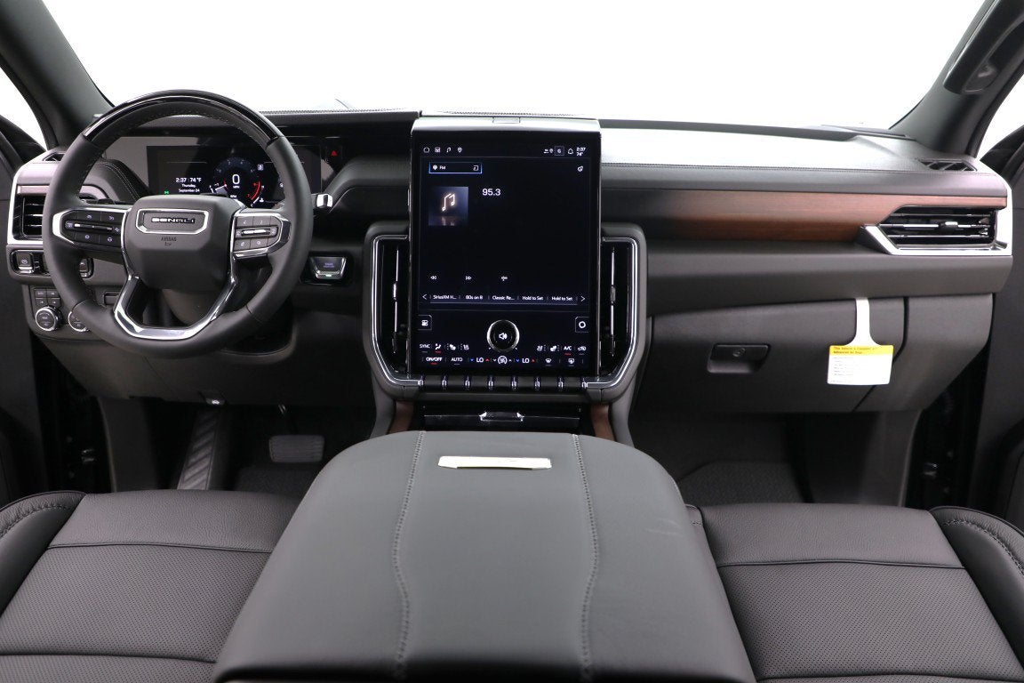 2026 GMC Yukon XL Denali - Photo 28