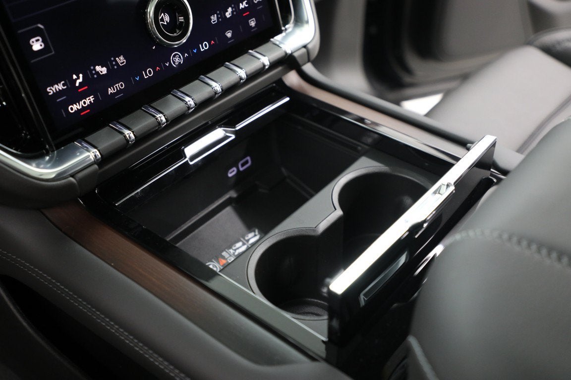2026 GMC Yukon XL Denali - Photo 52