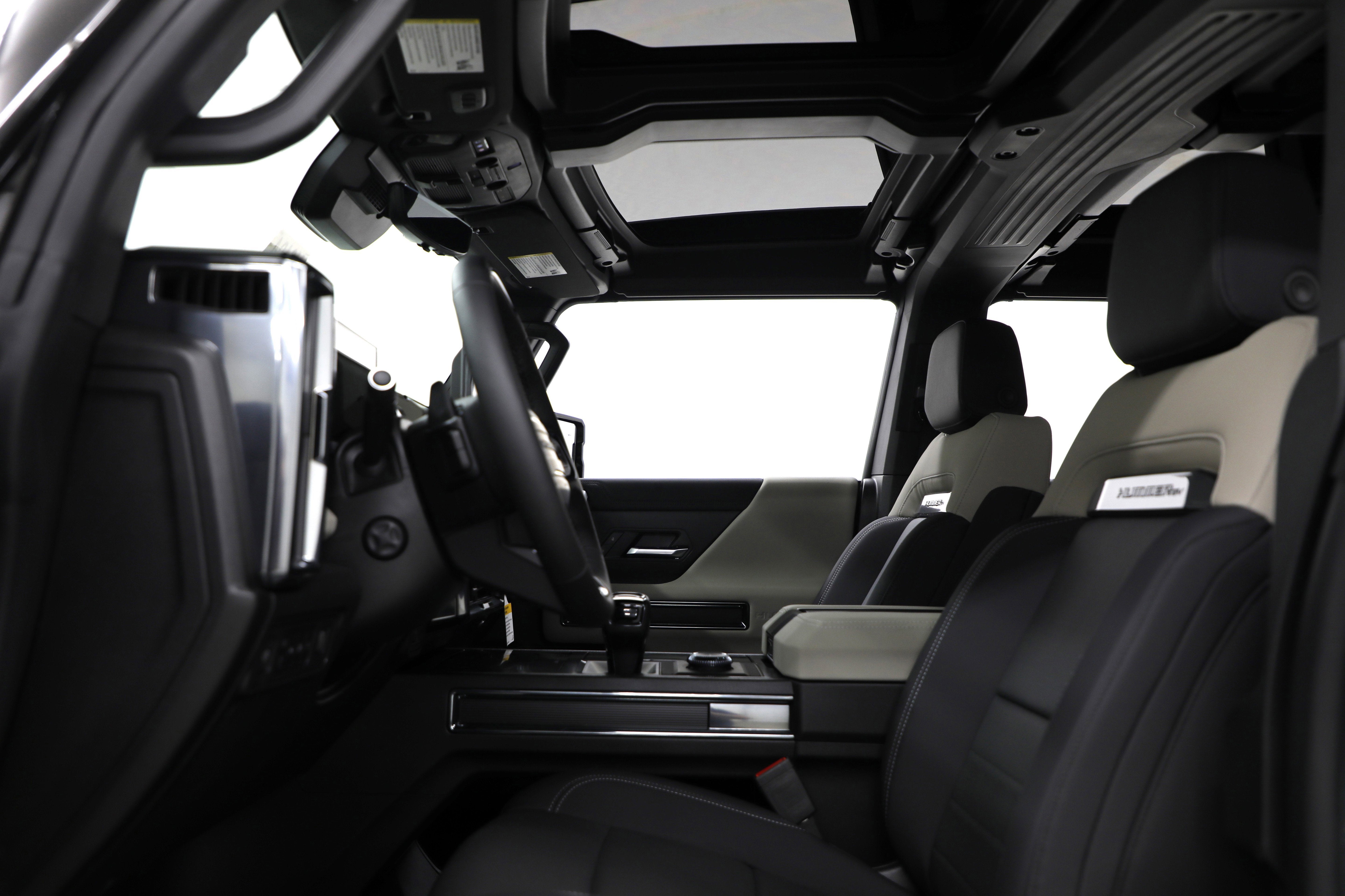 2026 GMC HUMMER EV SUV 2X