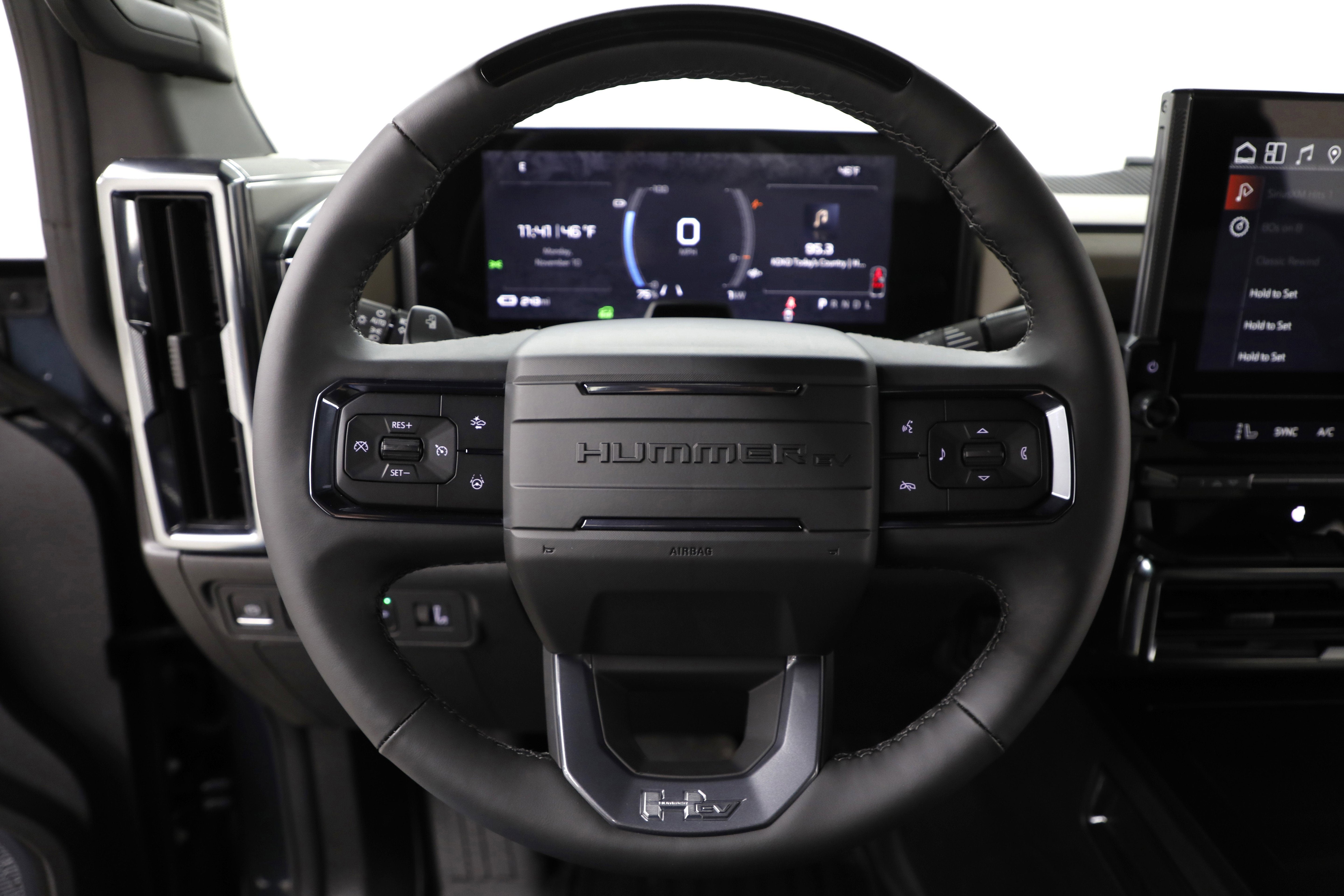 2026 GMC HUMMER EV SUV 2X