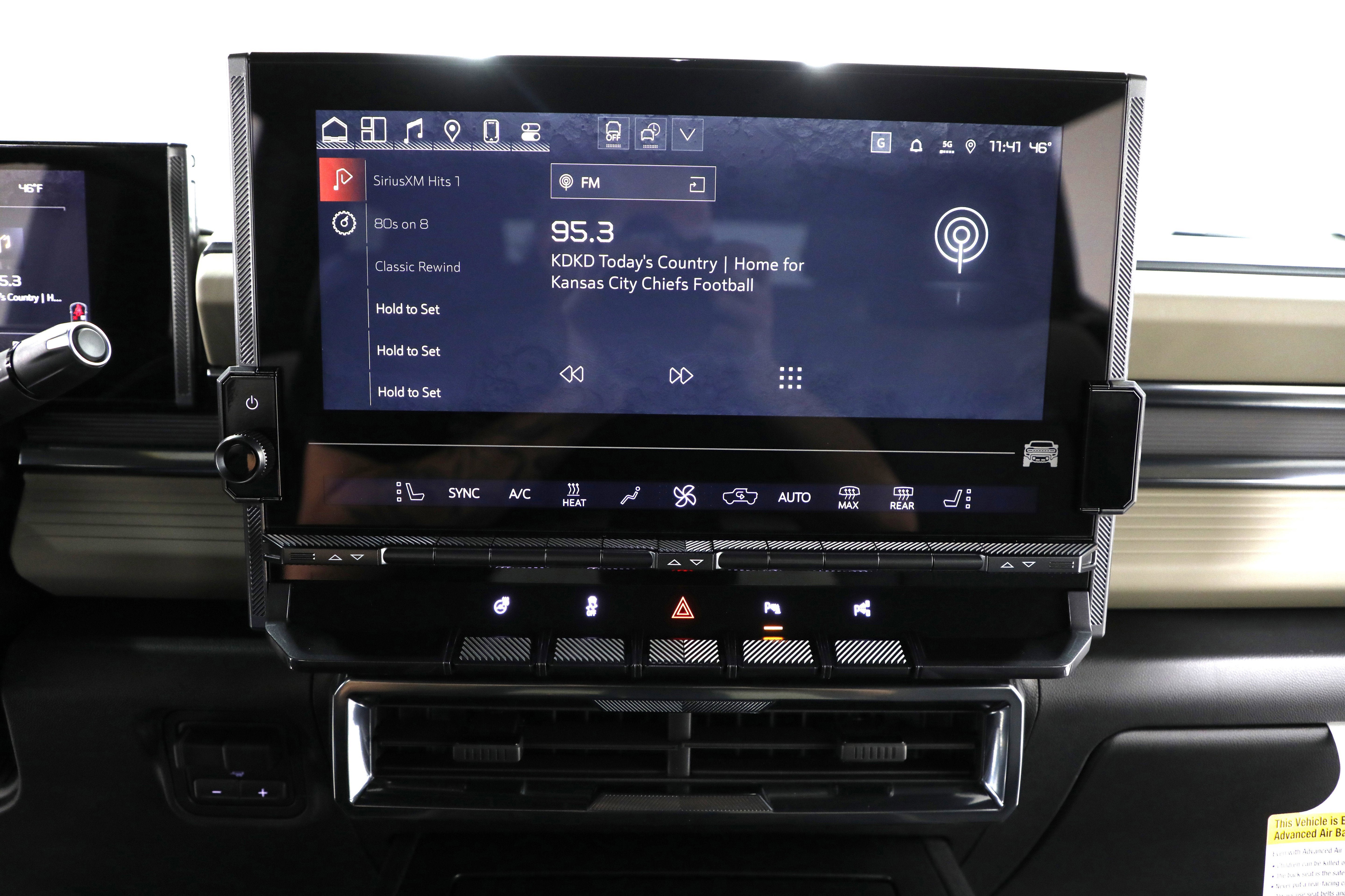 2026 GMC HUMMER EV SUV 2X