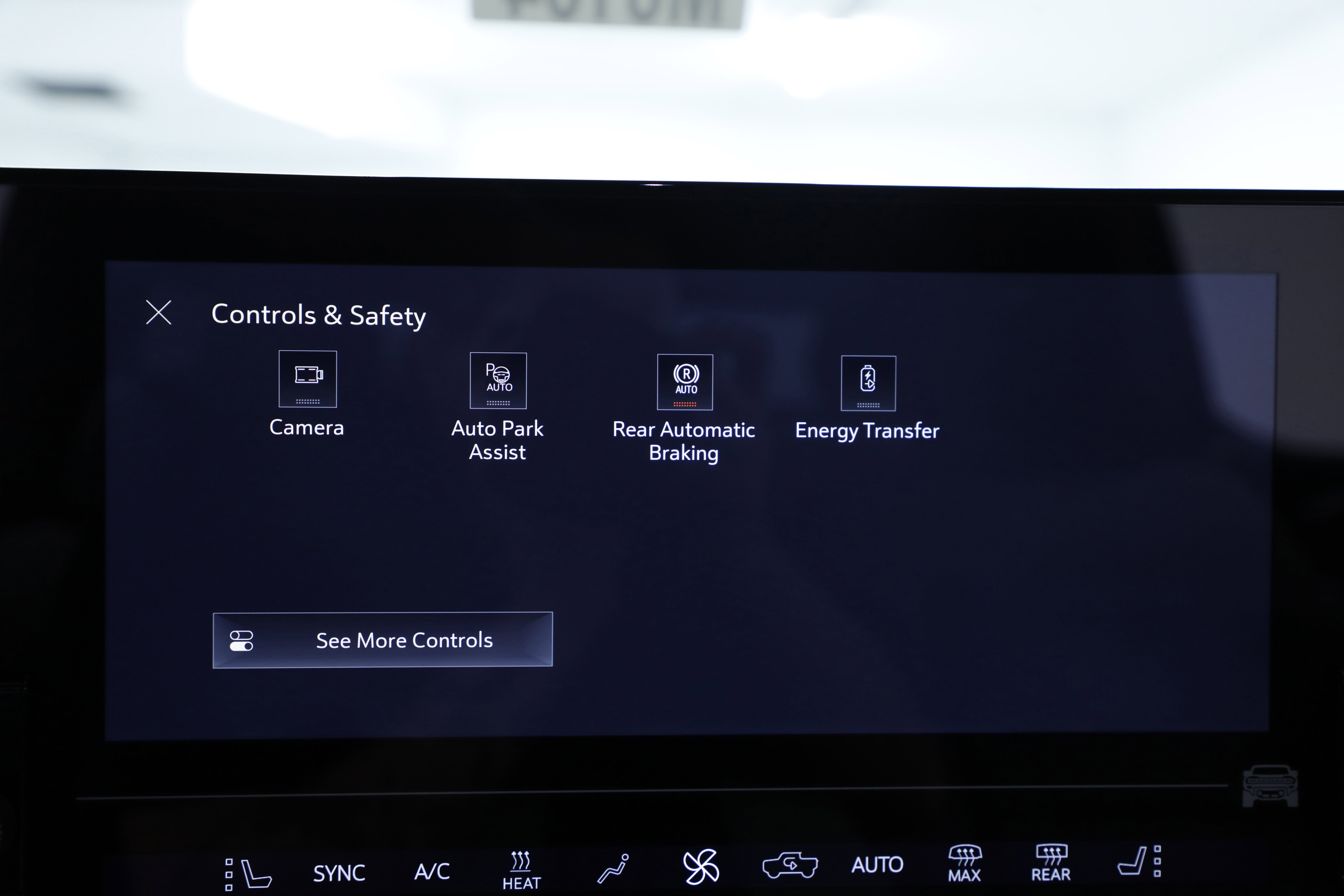 2026 GMC HUMMER EV SUV 2X