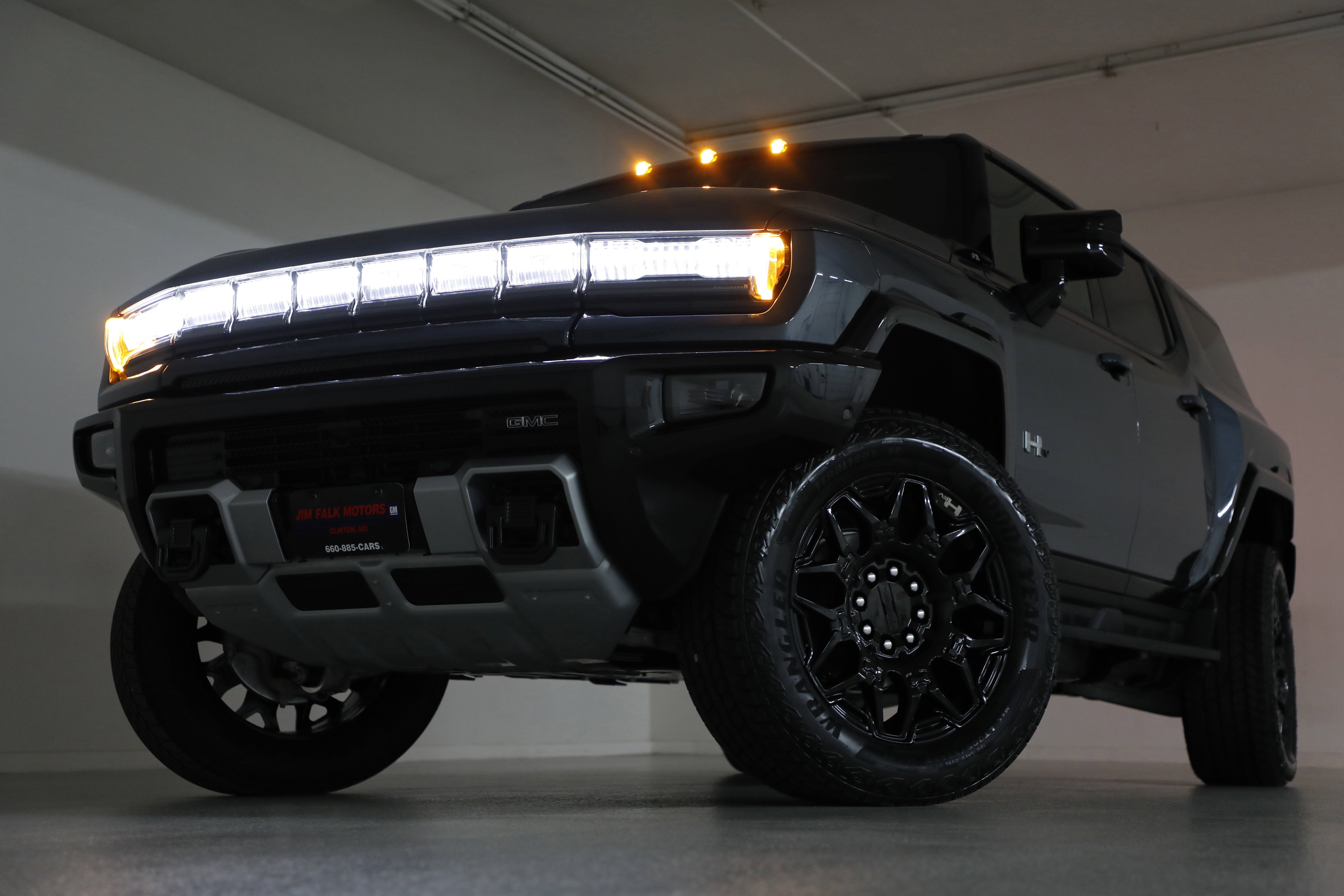 2026 GMC HUMMER EV SUV 2X