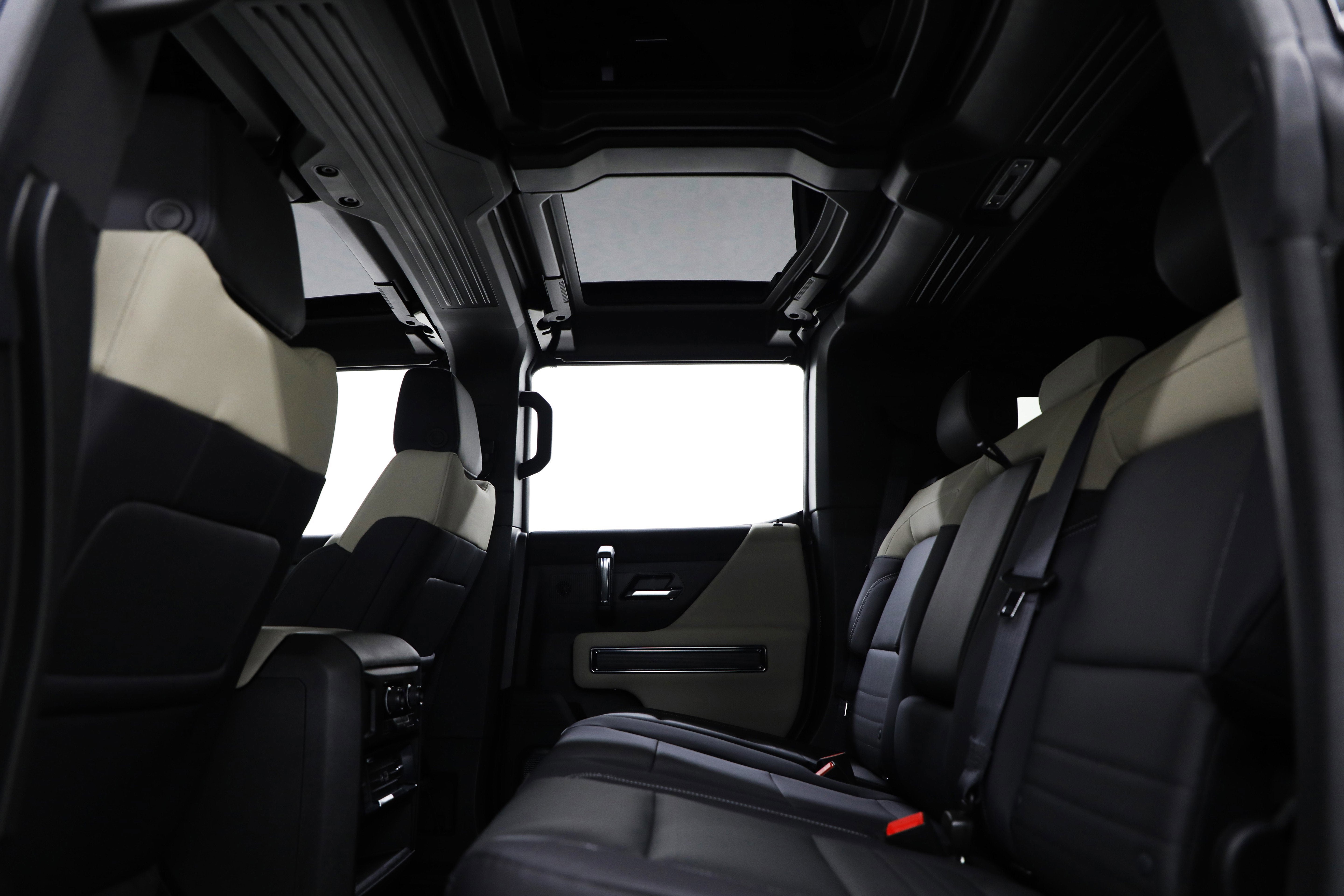 2026 GMC HUMMER EV SUV 2X