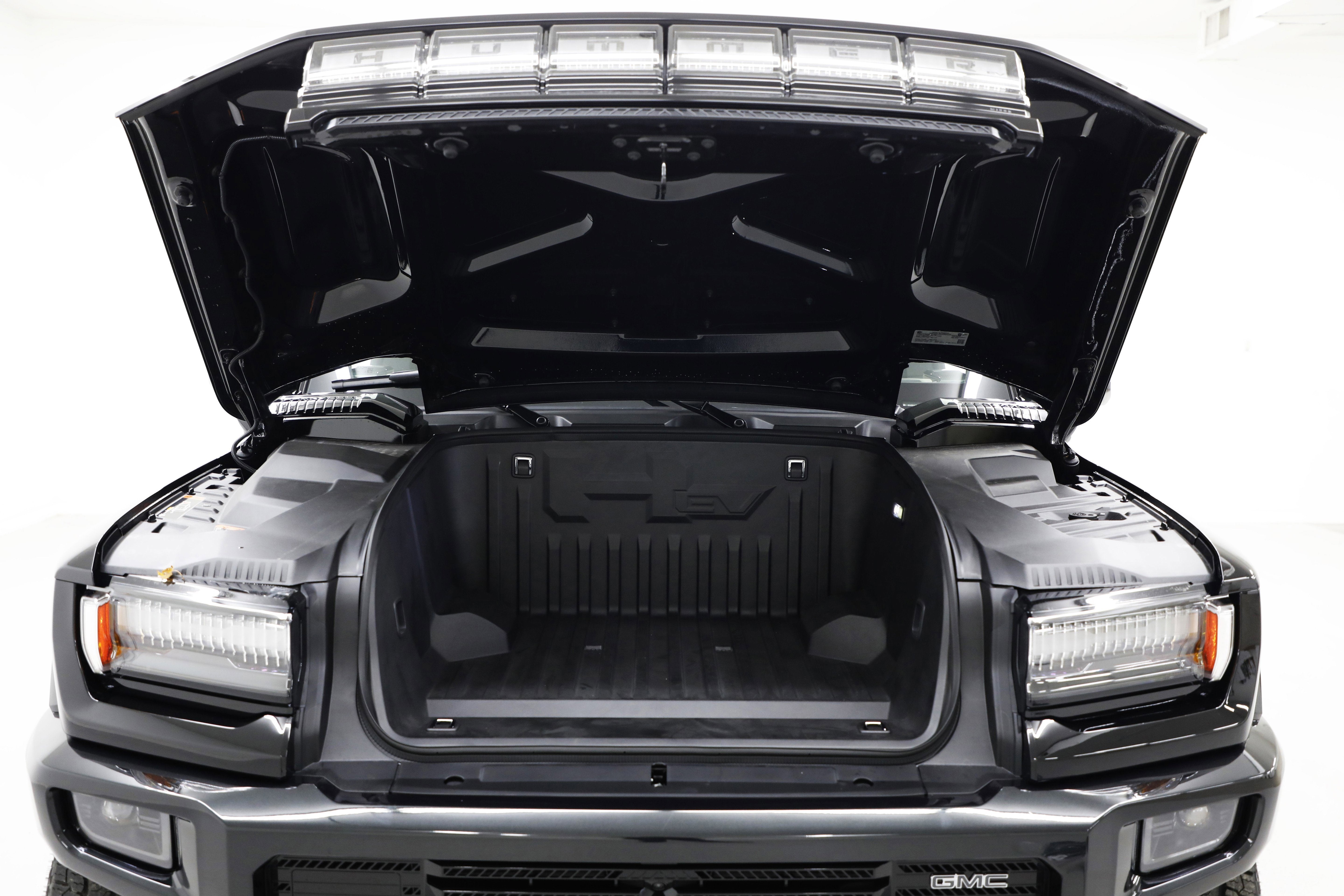 2026 GMC HUMMER EV SUV 2X