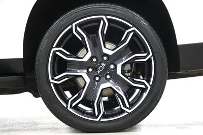 2025 Chevrolet Suburban RST